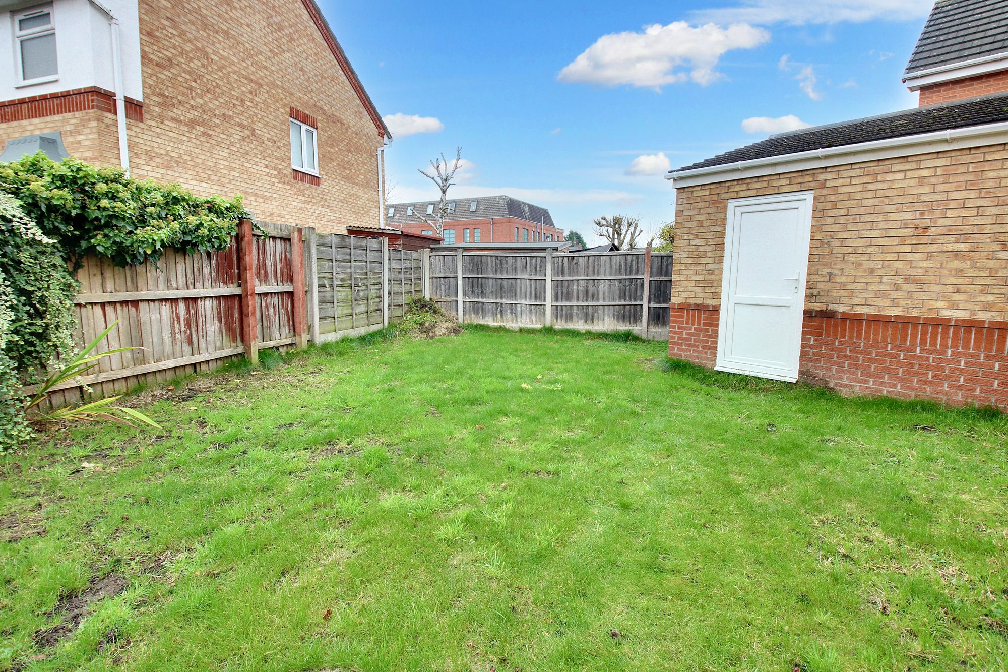 3 bed semi-detached house for sale in Pasturegreen Way, Manchester  - Property Image 14