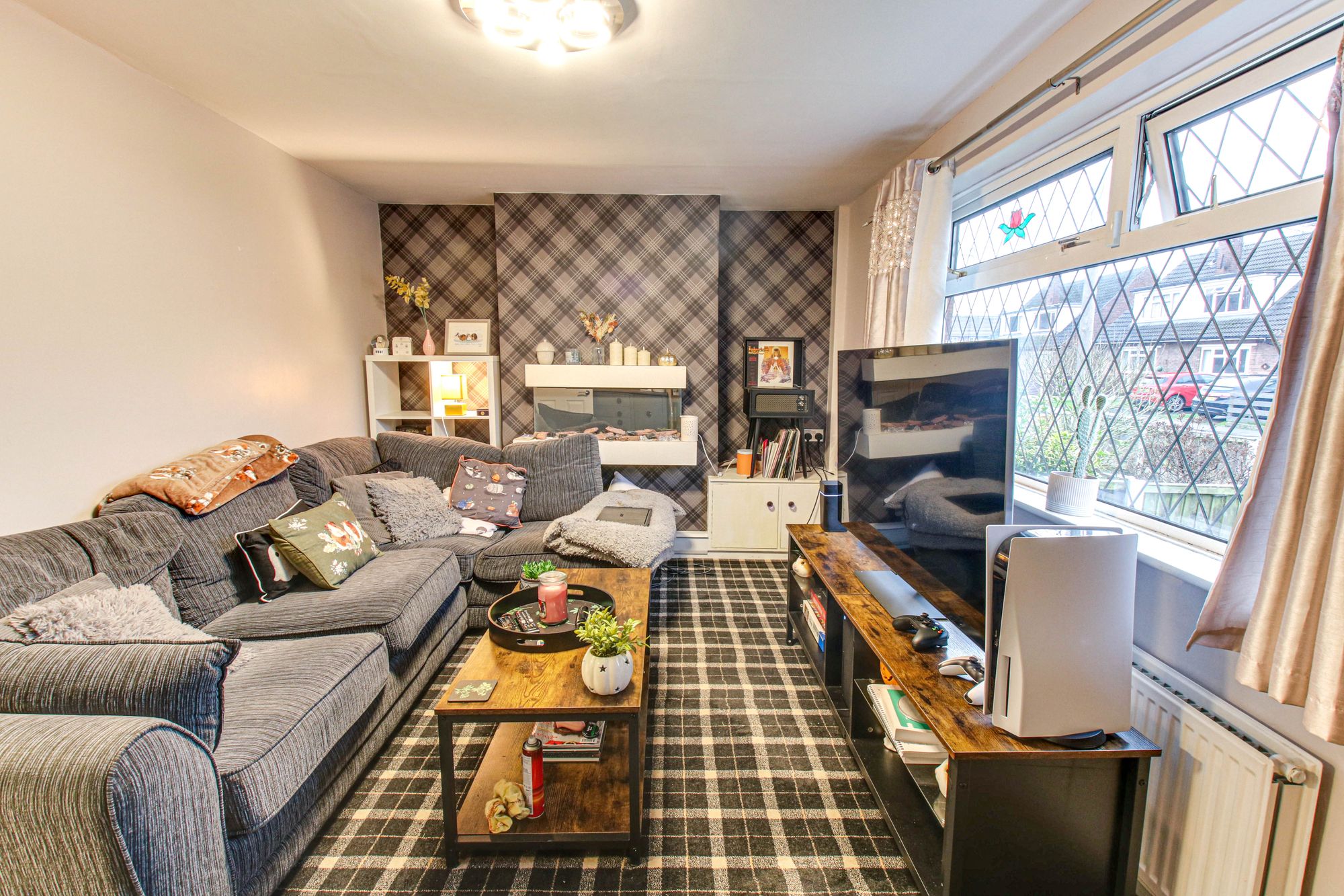 3 bed semi-detached house to rent in Sussex Road, Cadishead, M44 1