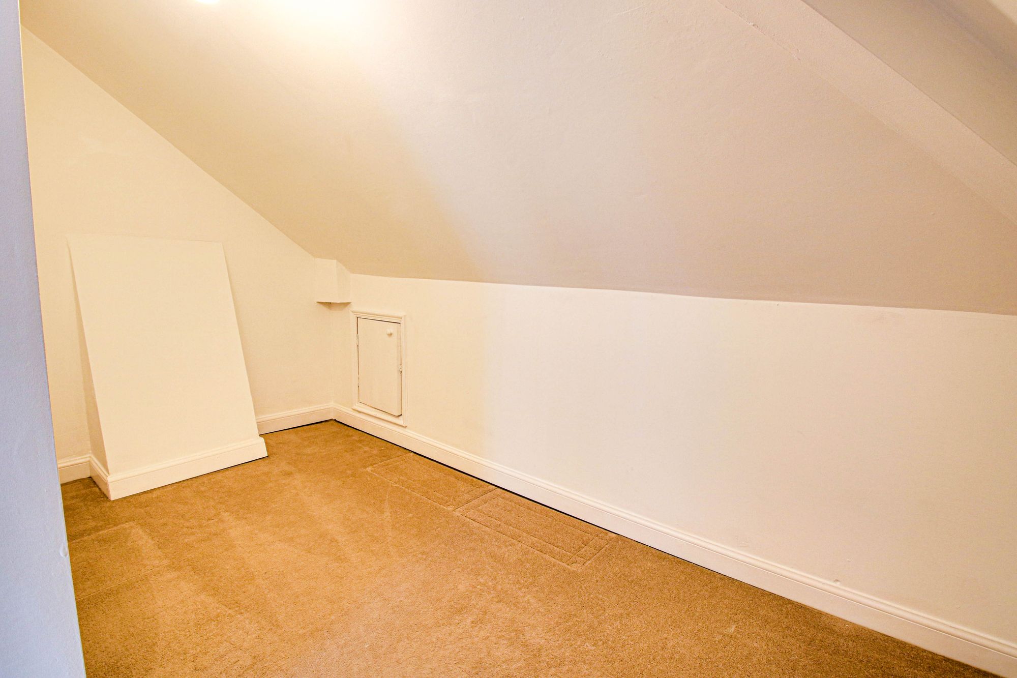 3 bed detached bungalow for sale in Victory Road, Manchester  - Property Image 26
