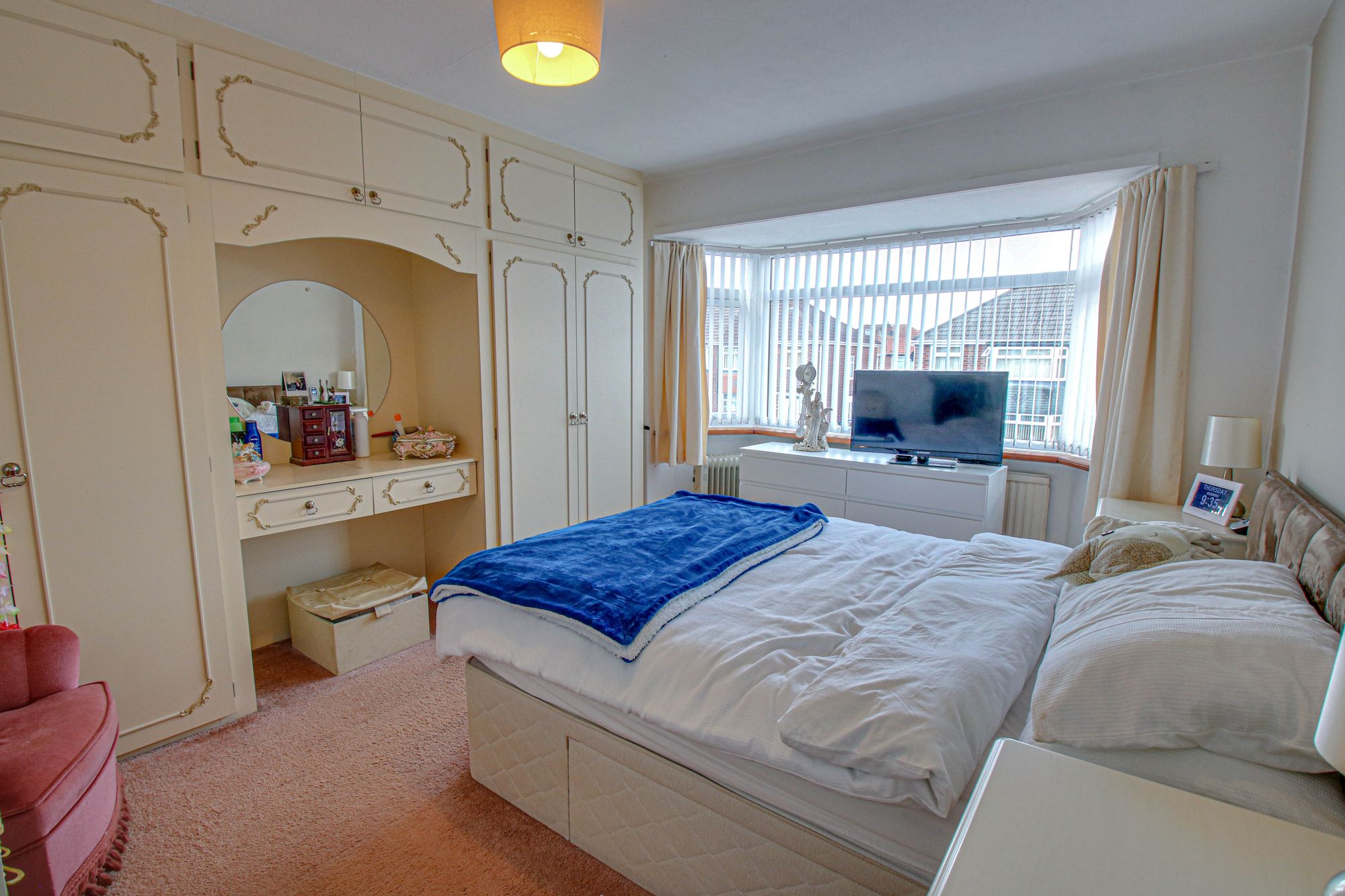 3 bed semi-detached house for sale in Ferndown Drive, Manchester  - Property Image 6