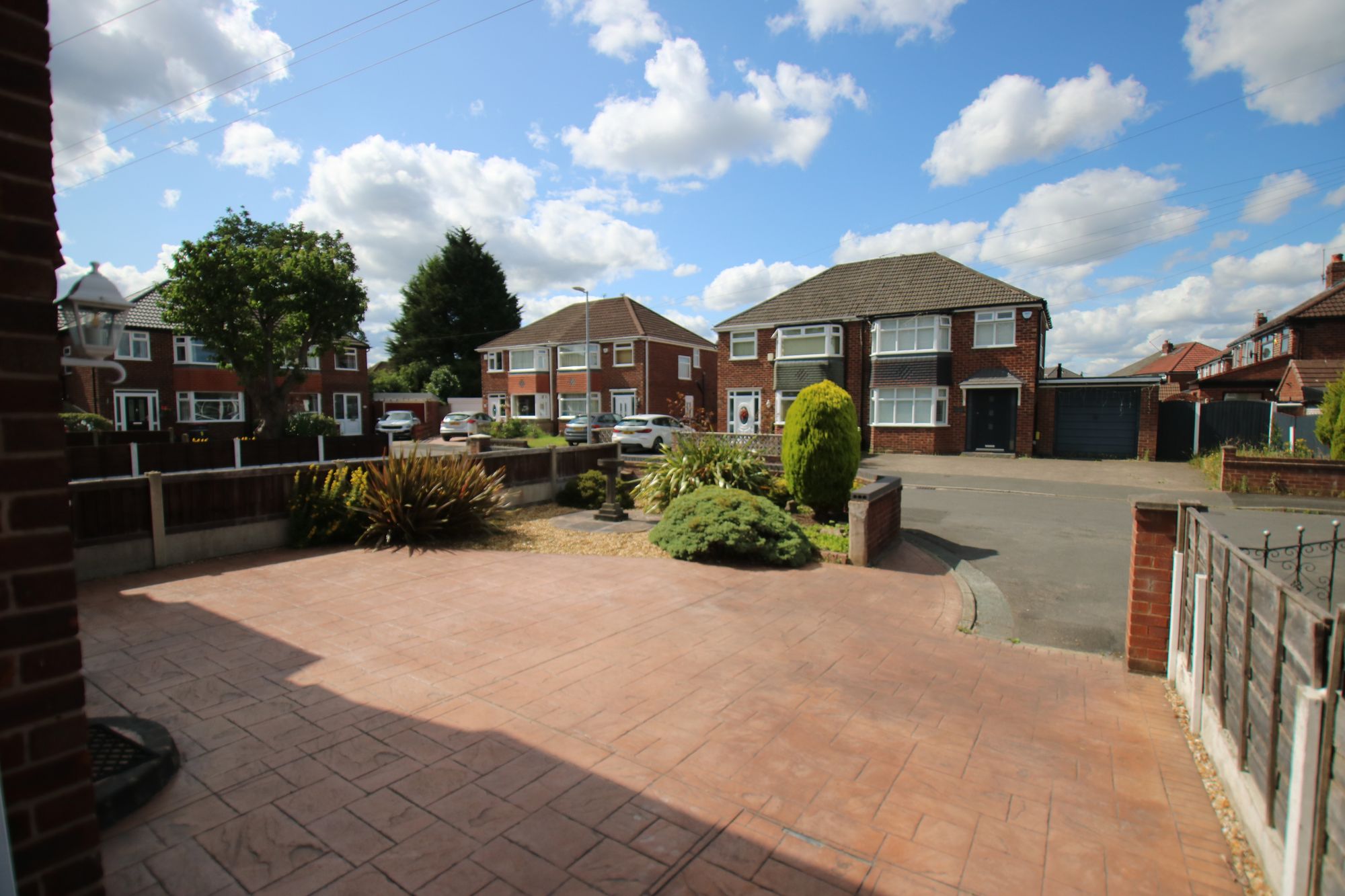 3 bed semi-detached house for sale in Ferndown Drive, Manchester  - Property Image 19