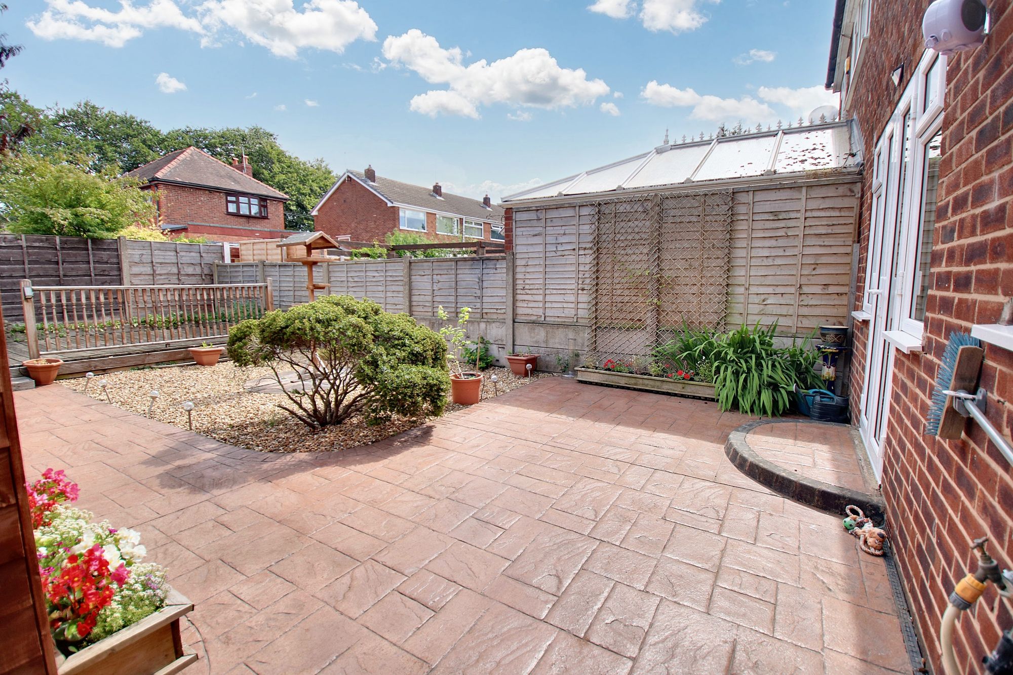 3 bed semi-detached house for sale in Ferndown Drive, Manchester  - Property Image 14