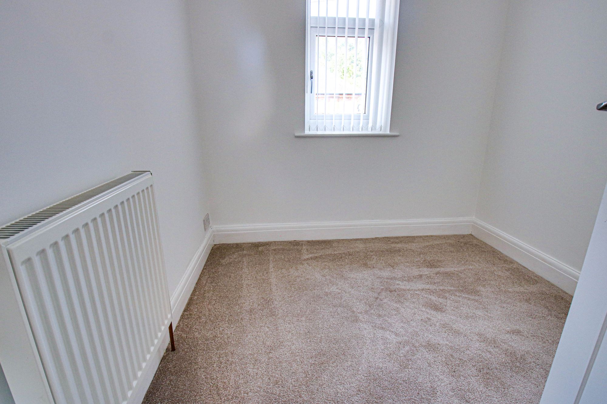 3 bed semi-detached house for sale in Chestnut Avenue, Manchester  - Property Image 9