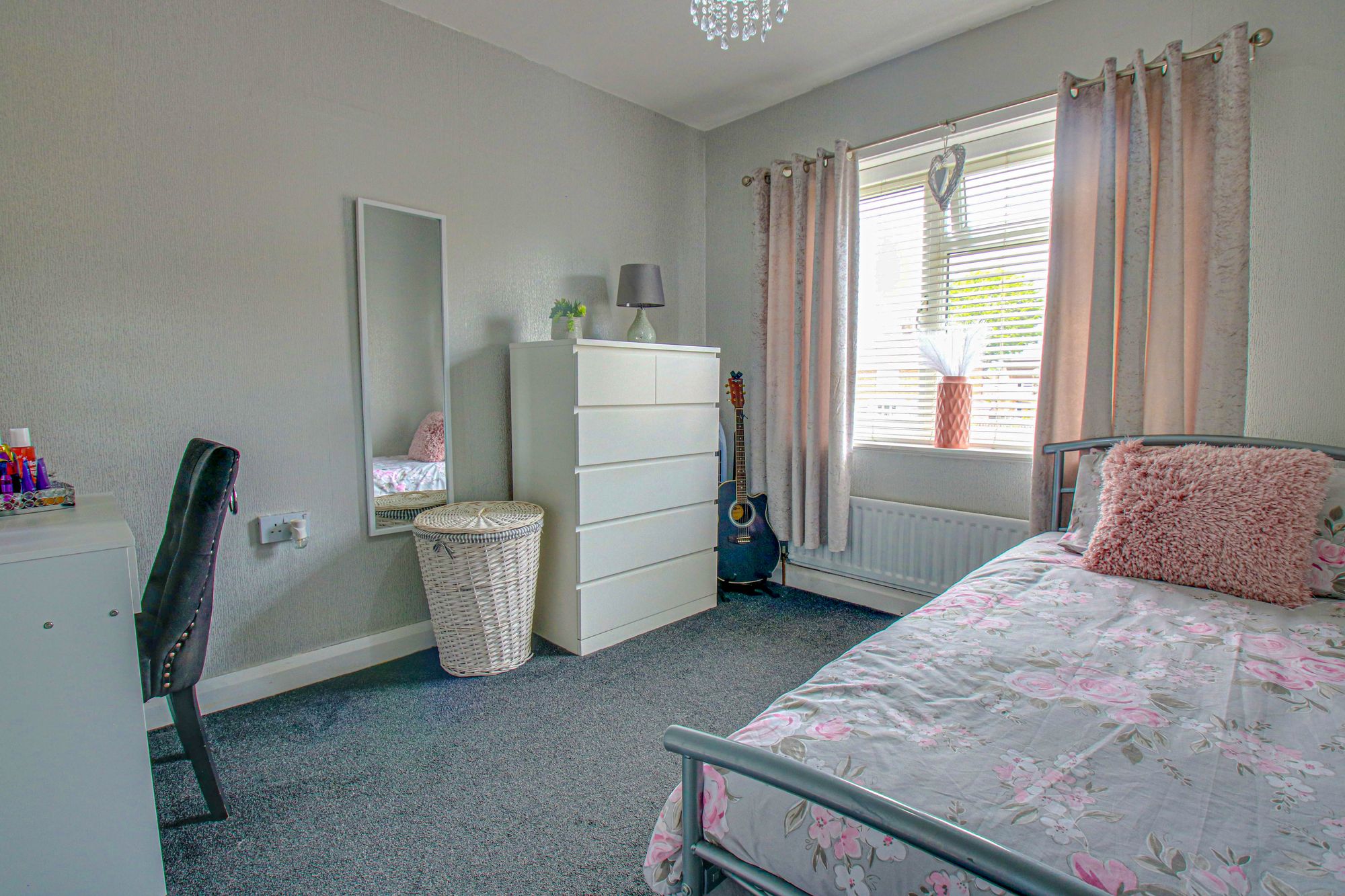 2 bed semi-detached house for sale in Moorfield Close, Manchester  - Property Image 8