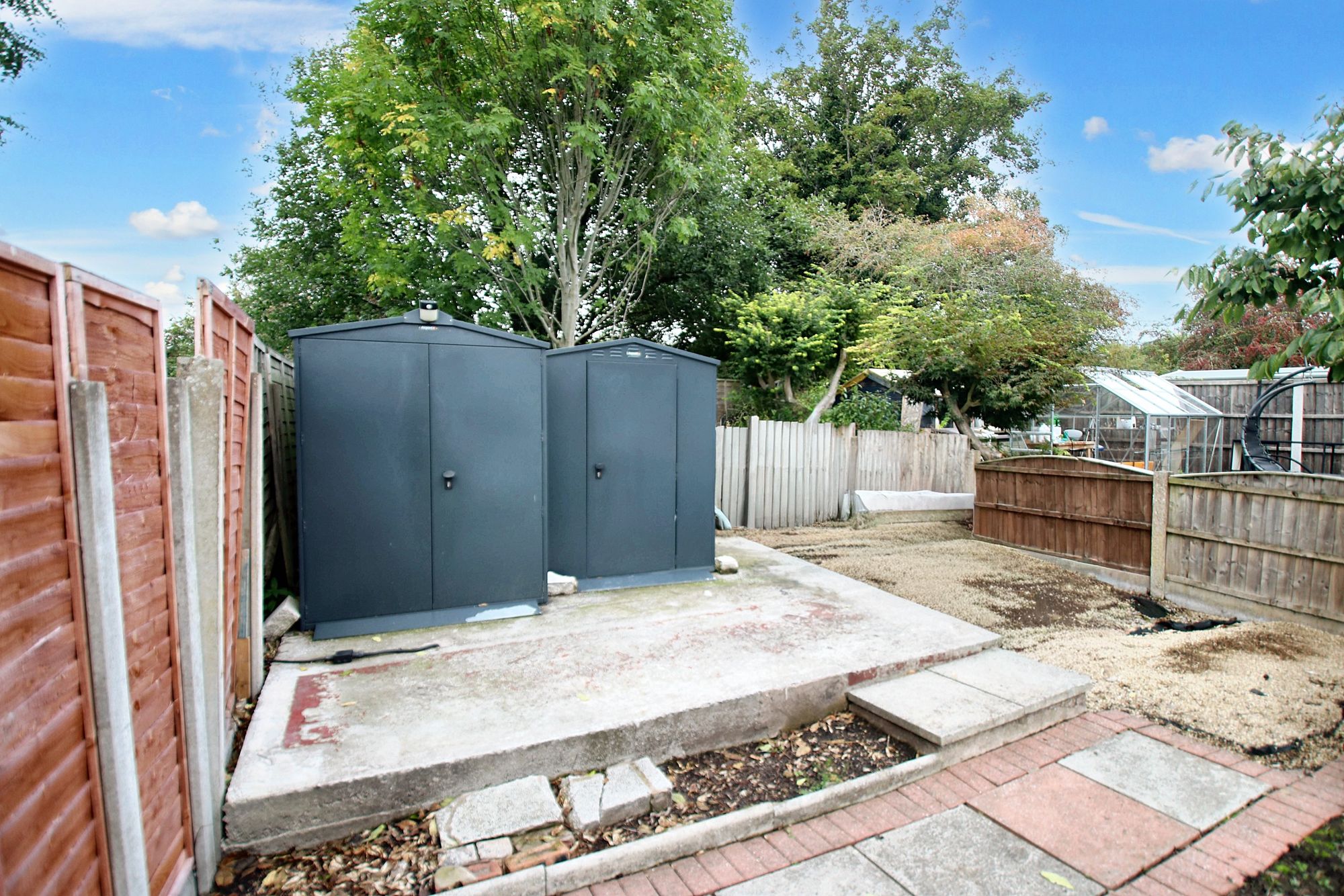 3 bed semi-detached house for sale in The Crescent, Irlam, M44 19