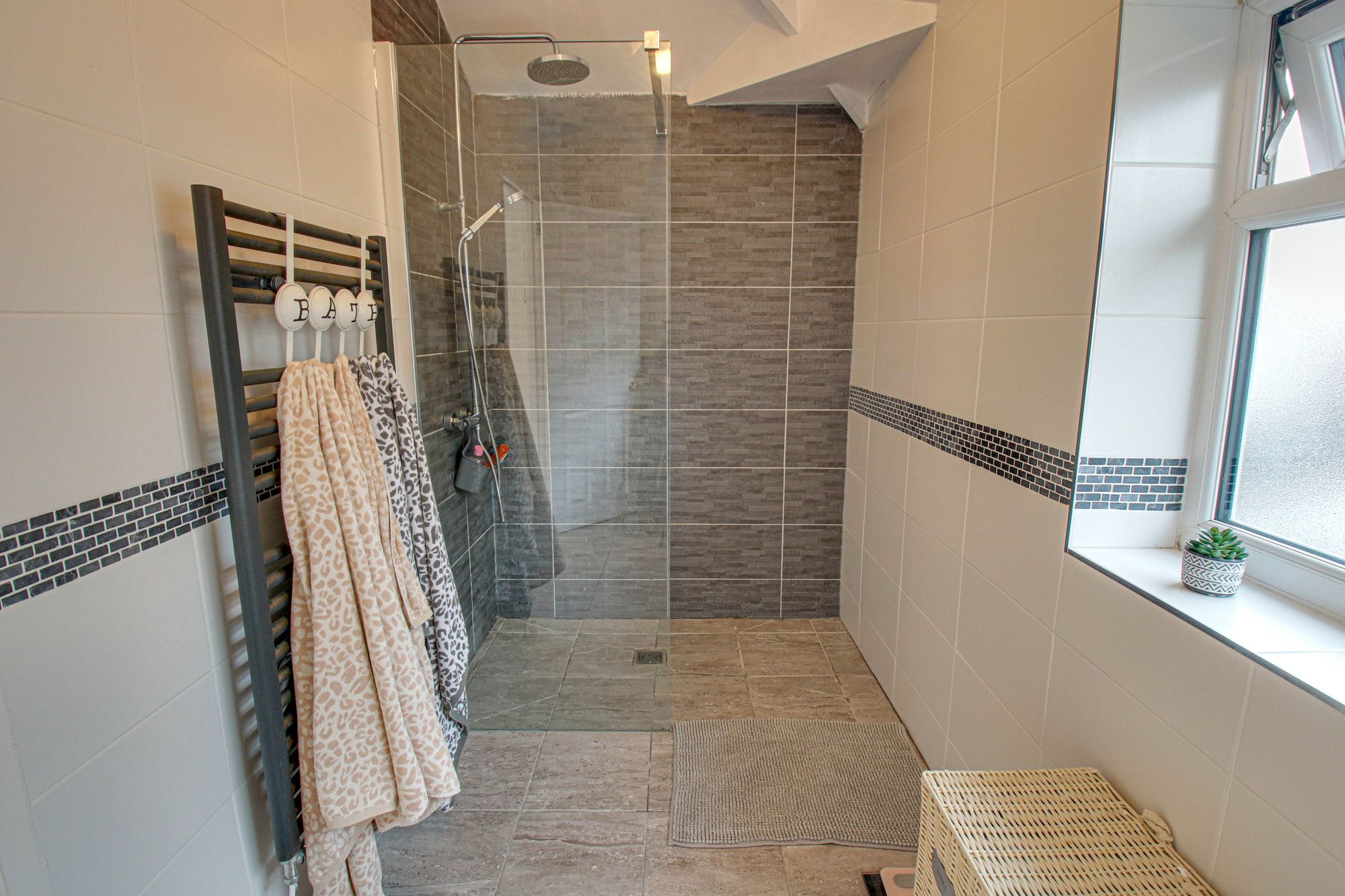 3 bed semi-detached house for sale in Hamilton Avenue, Manchester  - Property Image 21