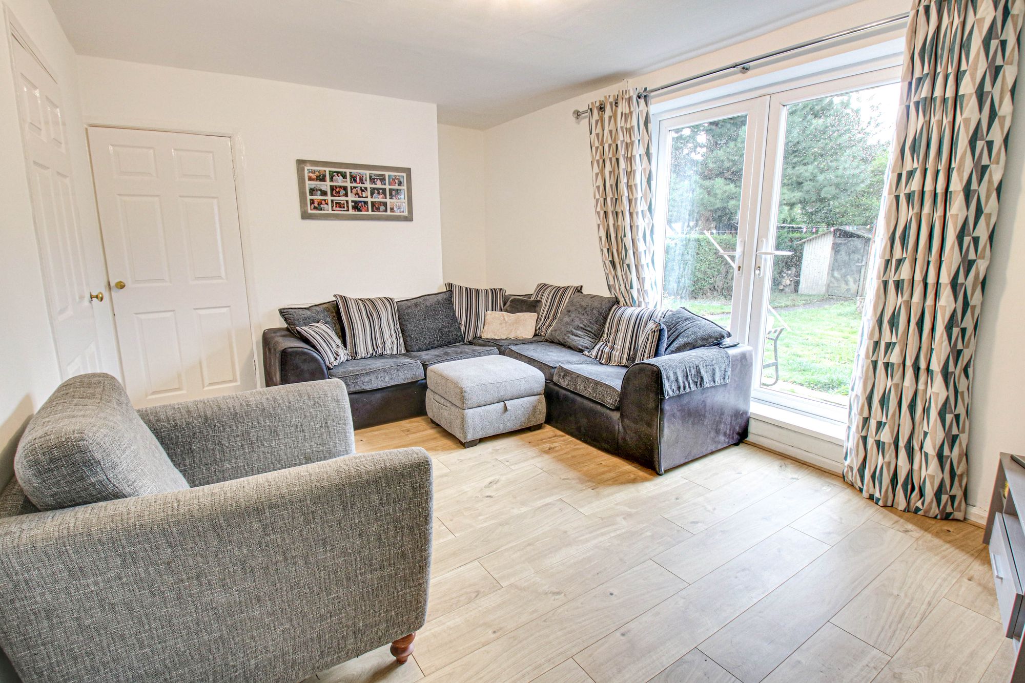 3 bed semi-detached house for sale in Hamilton Avenue, Manchester  - Property Image 2