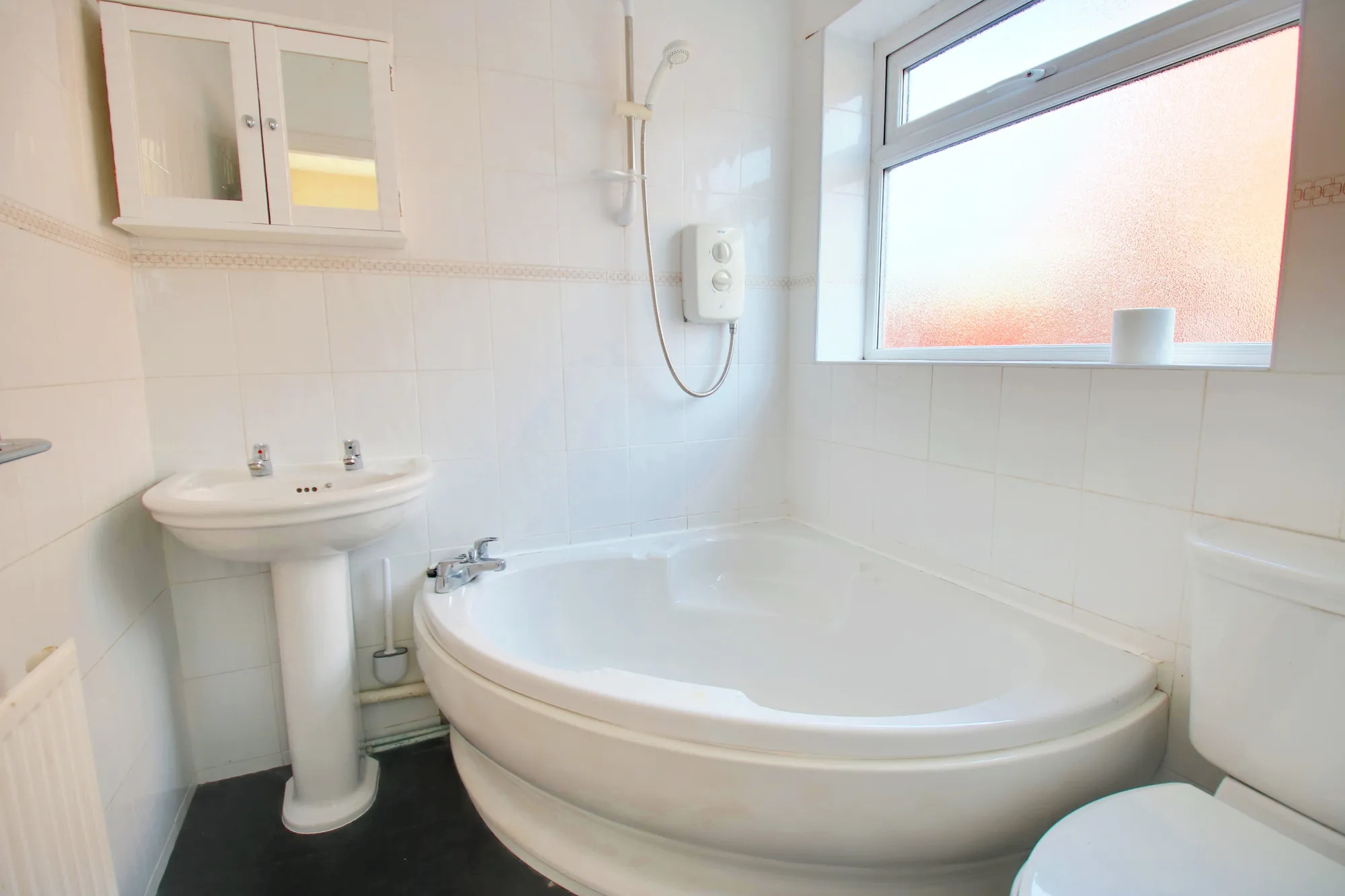 3 bed semi-detached house for sale in Glen Close, Warrington  - Property Image 10