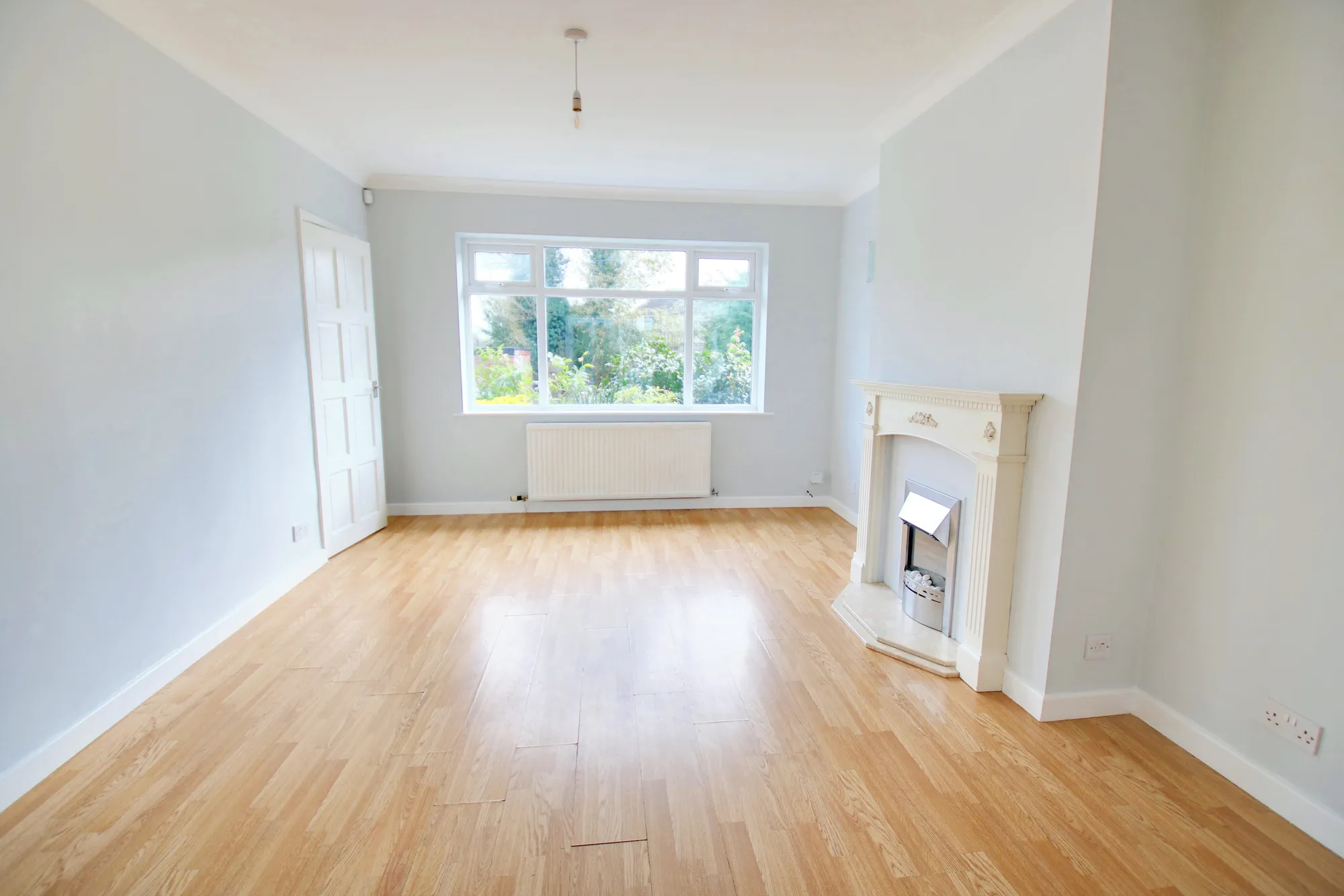 3 bed semi-detached house for sale in Glen Close, Warrington  - Property Image 3