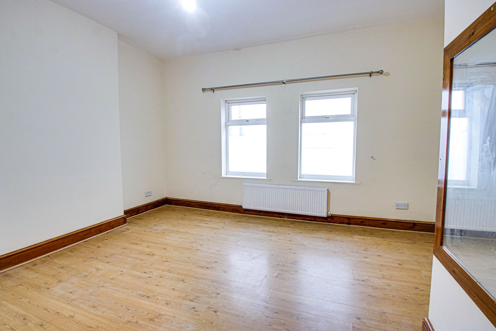 2 bed semi-detached house to rent in Liverpool Road, Manchester  - Property Image 6