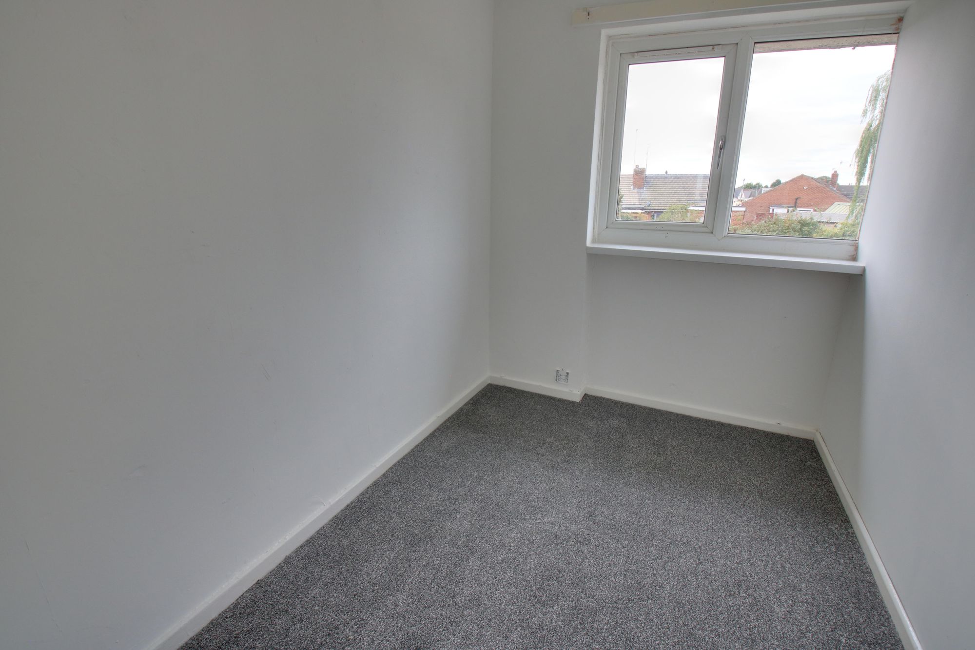3 bed end of terrace house to rent in Linnet Drive, Irlam, M44 7