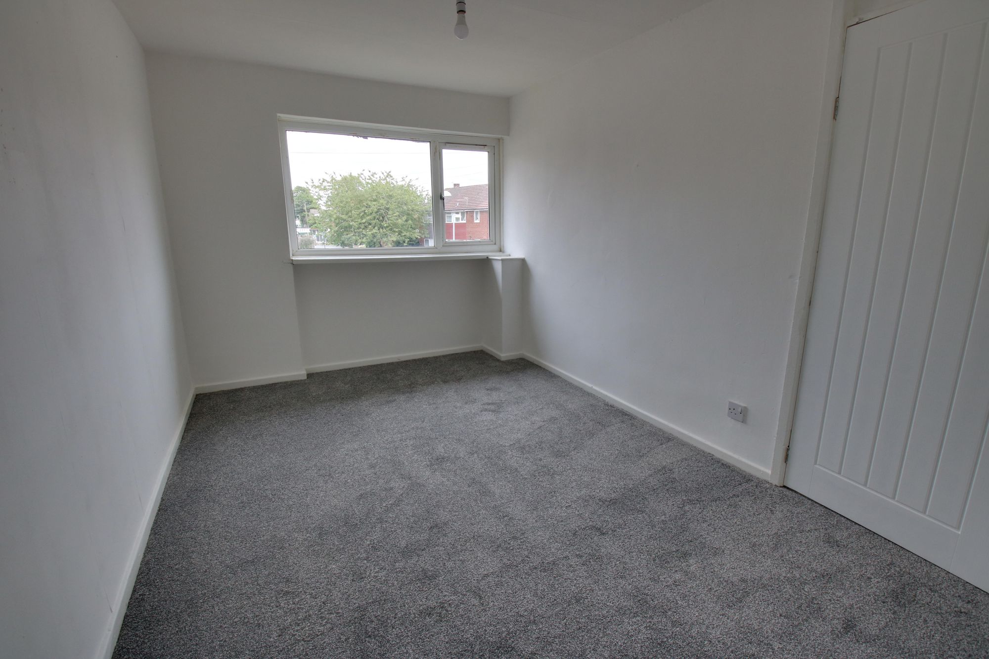 3 bed end of terrace house to rent in Linnet Drive, Irlam, M44 8