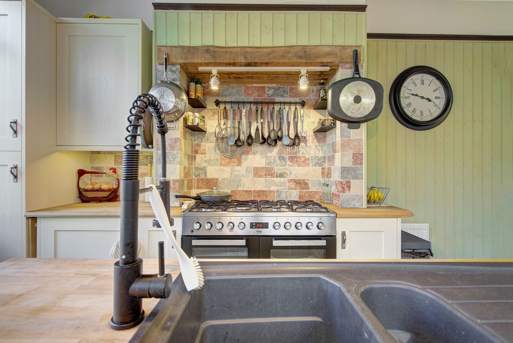 5 bed semi-detached house for sale in Princess Road, Urmston, M41  - Property Image 9