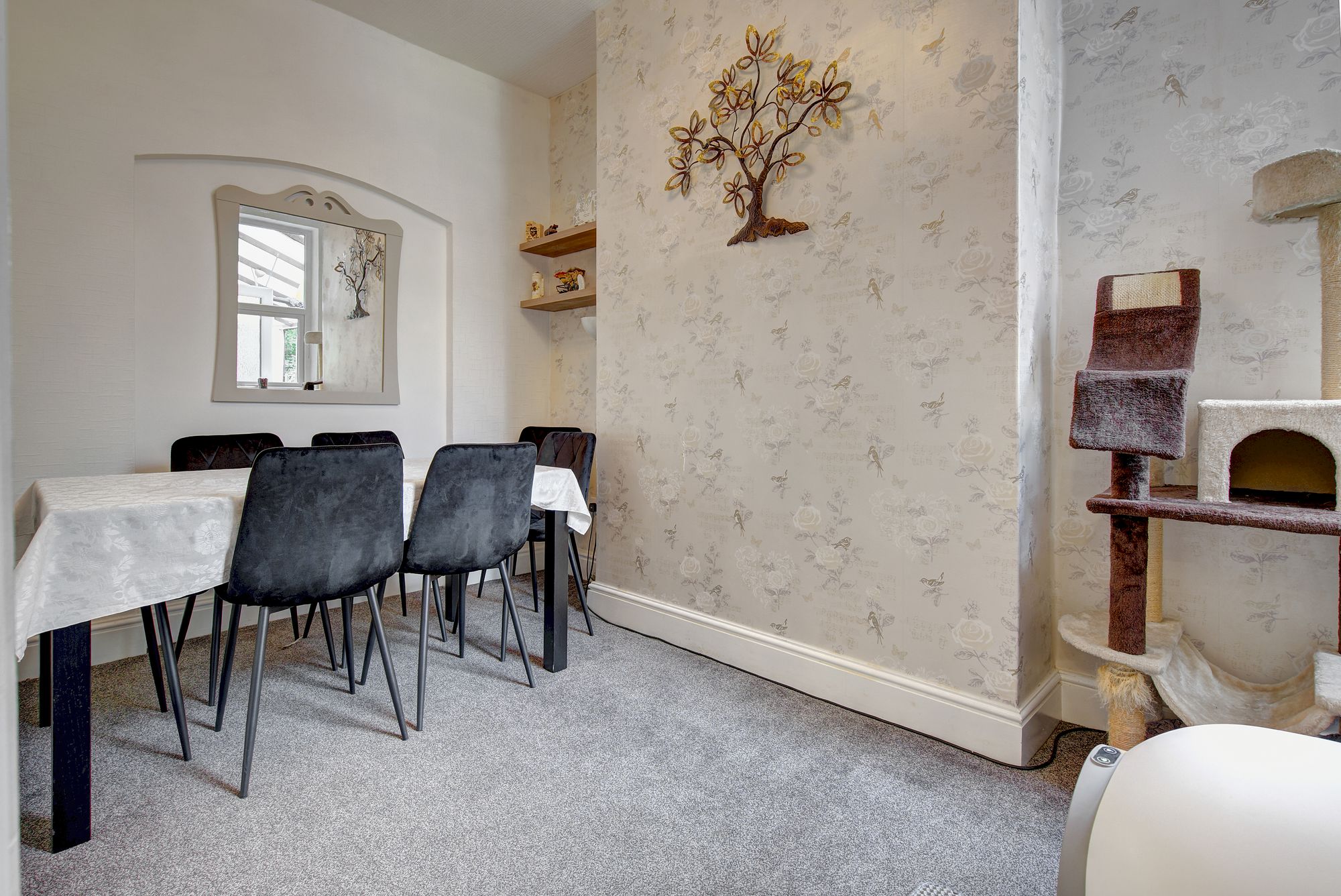 5 bed semi-detached house for sale in Princess Road, Urmston, M41  - Property Image 11