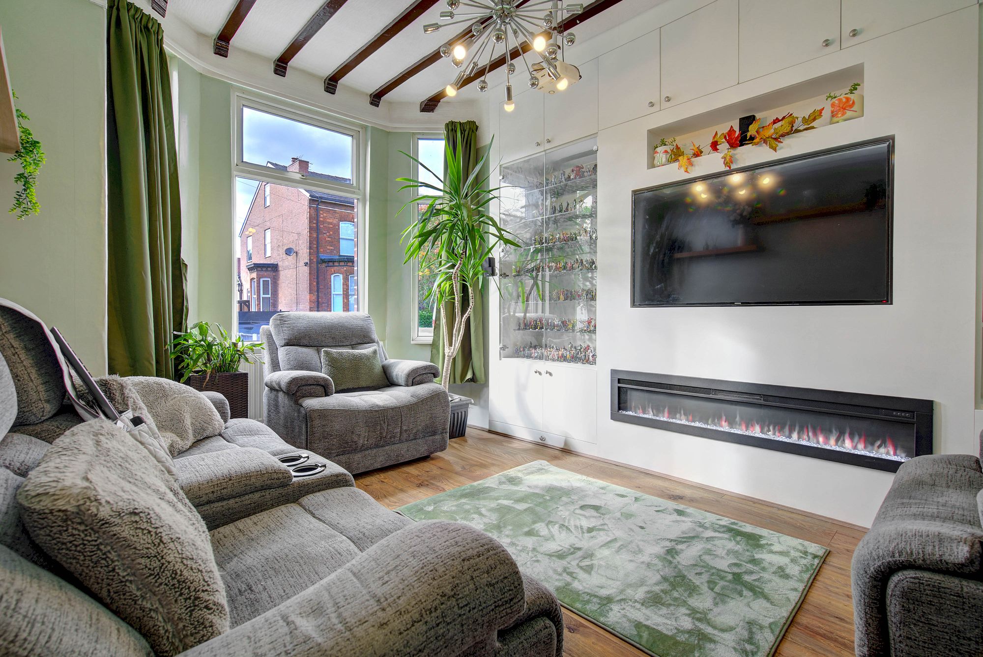 5 bed semi-detached house for sale in Princess Road, Urmston, M41  - Property Image 2