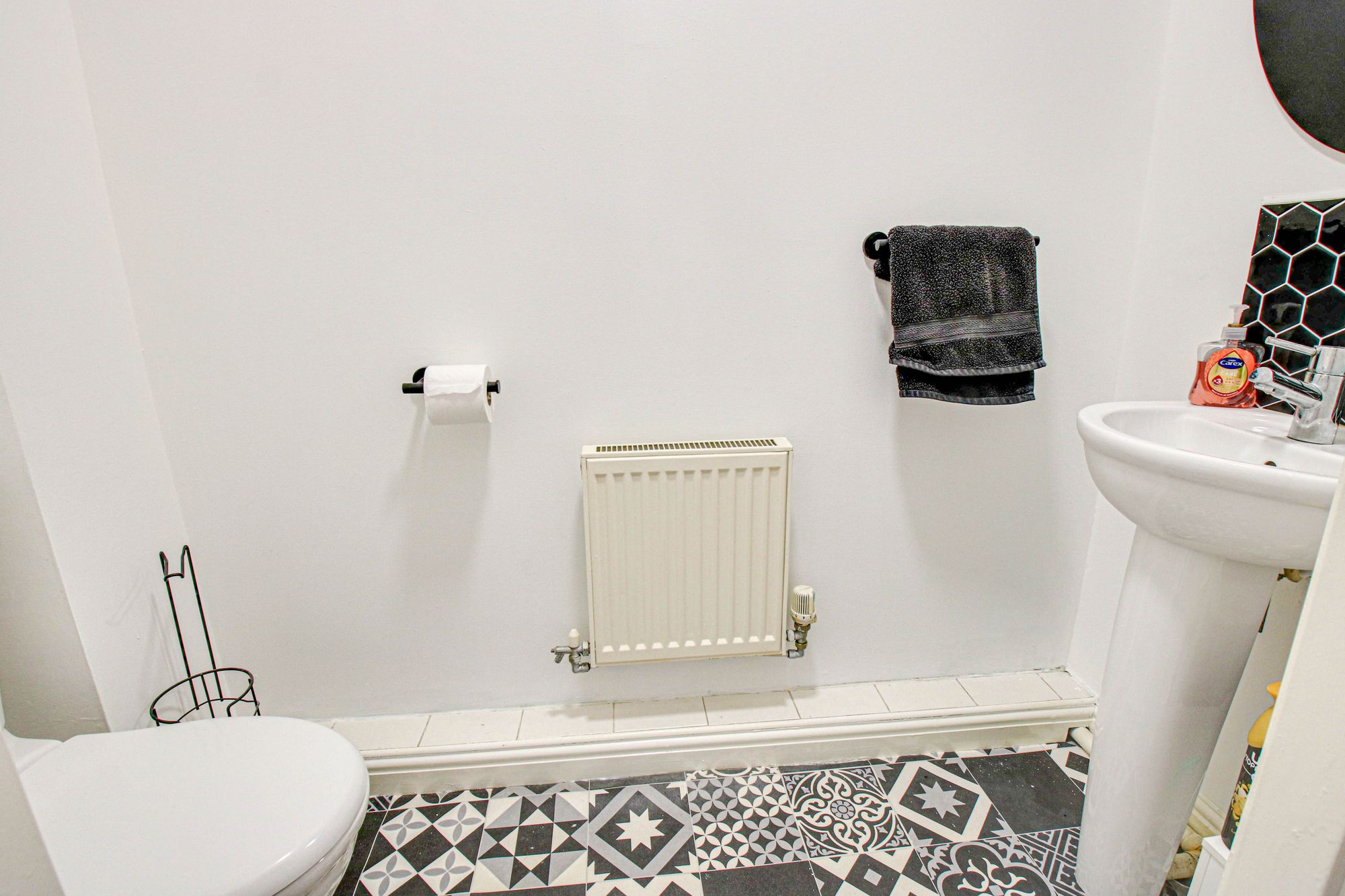 3 bed terraced house for sale in Glenmuir Close, Manchester  - Property Image 6