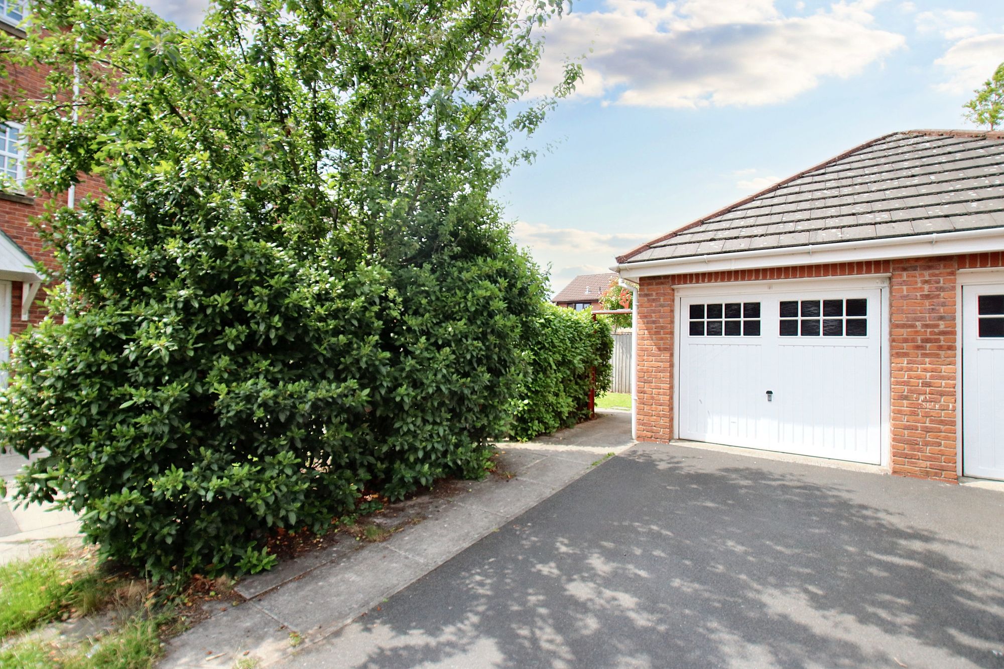3 bed terraced house for sale in Glenmuir Close, Manchester  - Property Image 17