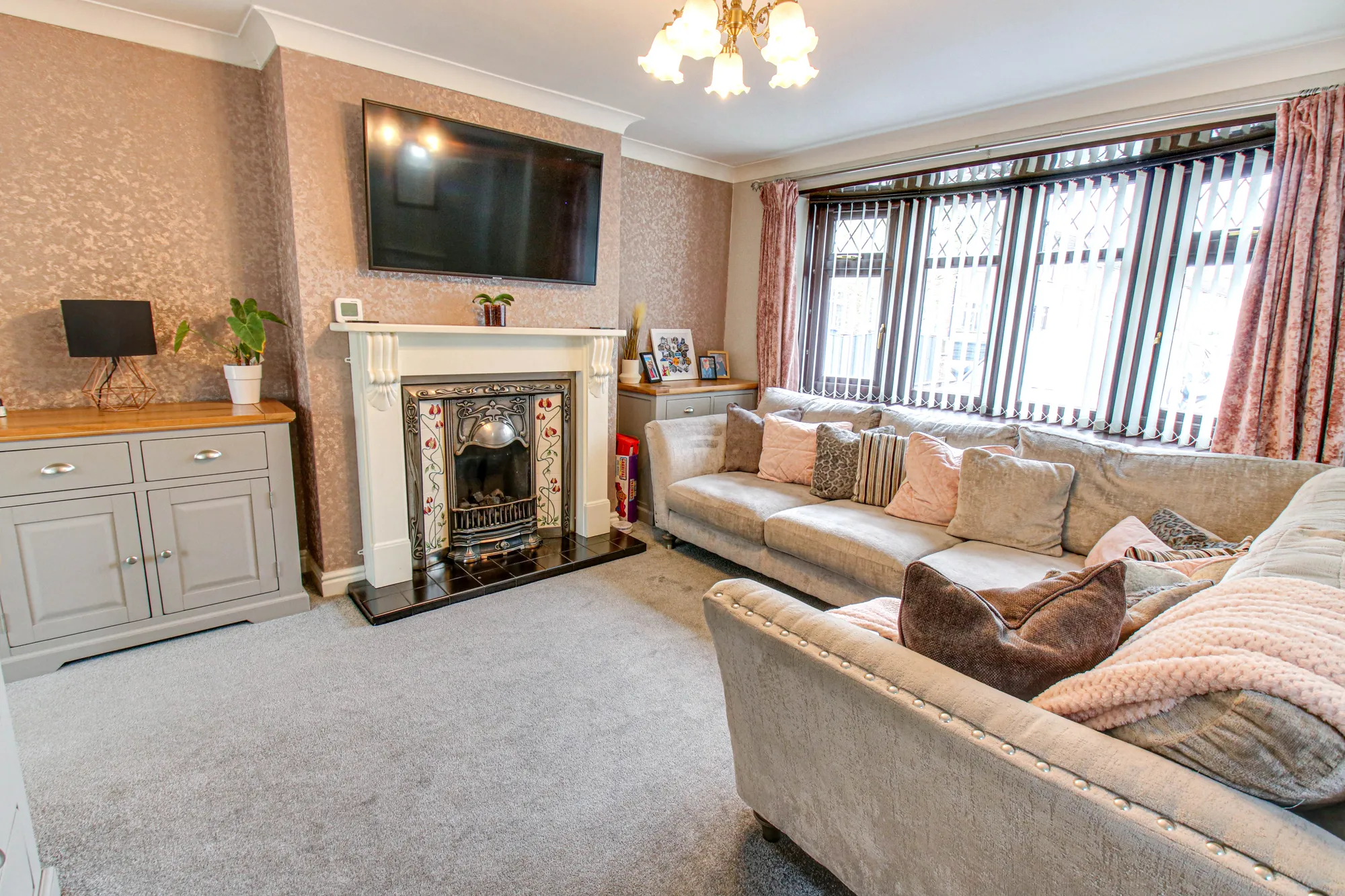 3 bed semi-detached house for sale in Brackley Avenue, Manchester  - Property Image 4