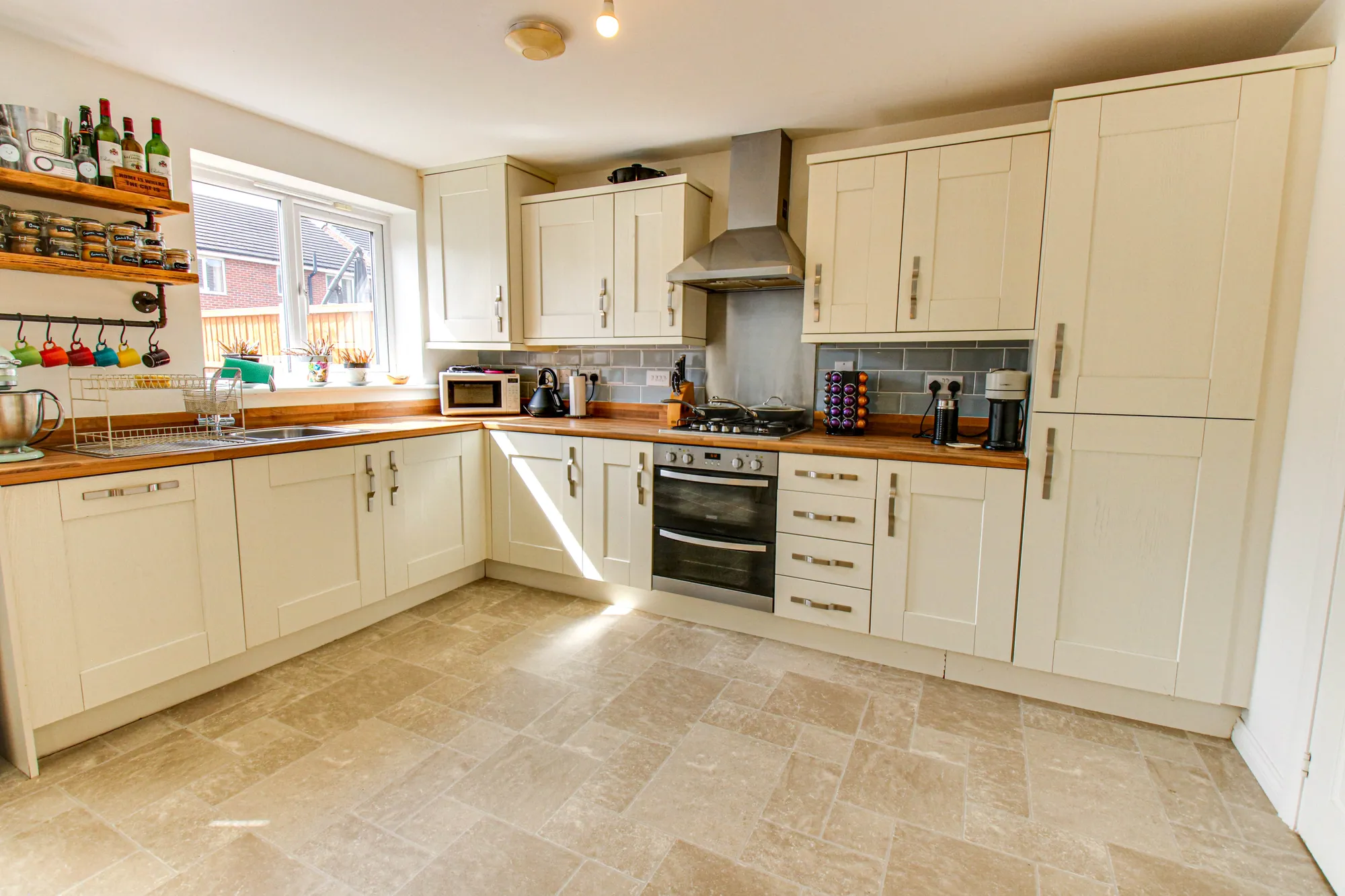 4 bed terraced house for sale in Roseway Avenue, Manchester  - Property Image 7