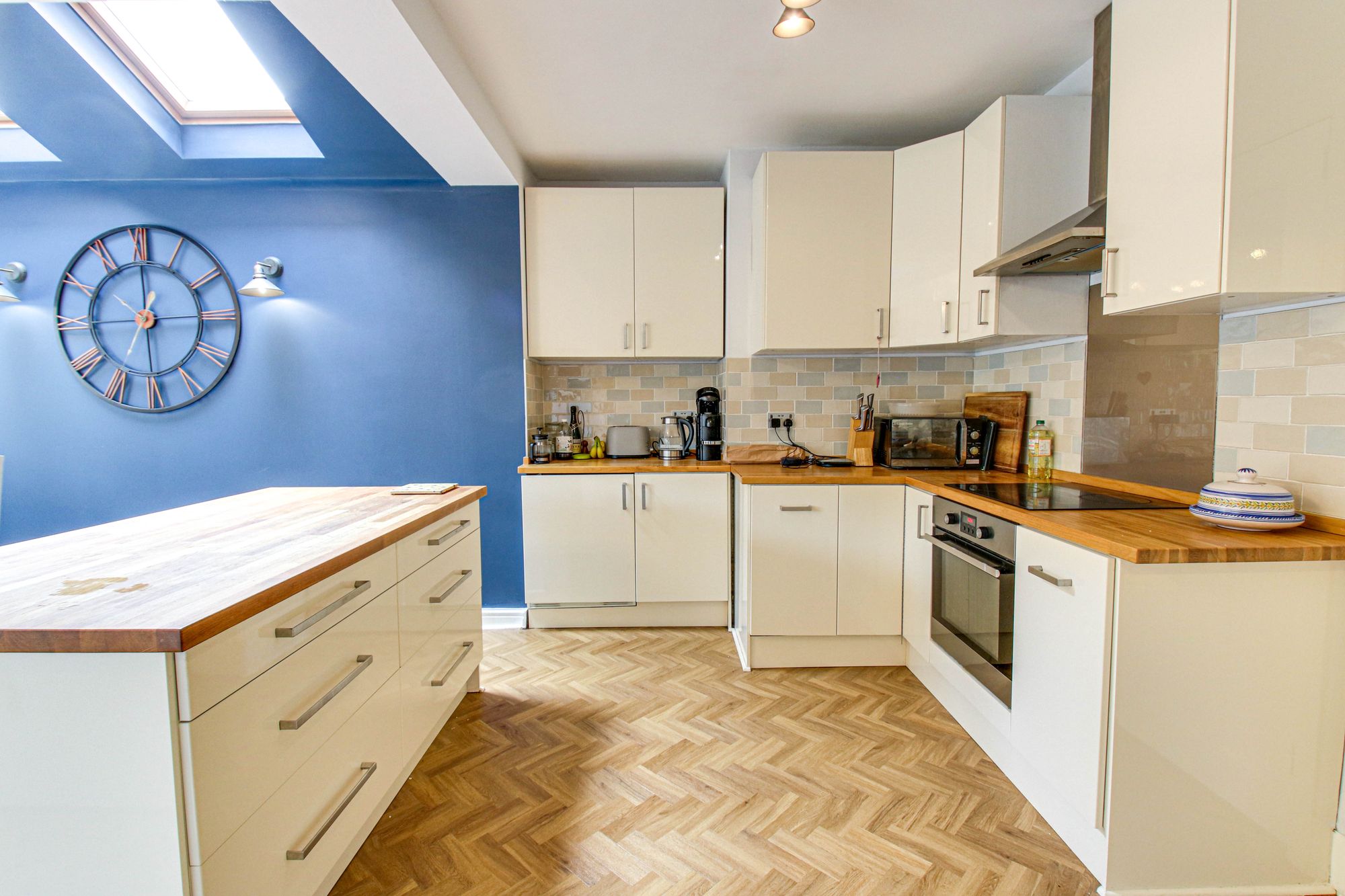 3 bed house for sale in Kenmore Grove, Manchester  - Property Image 6