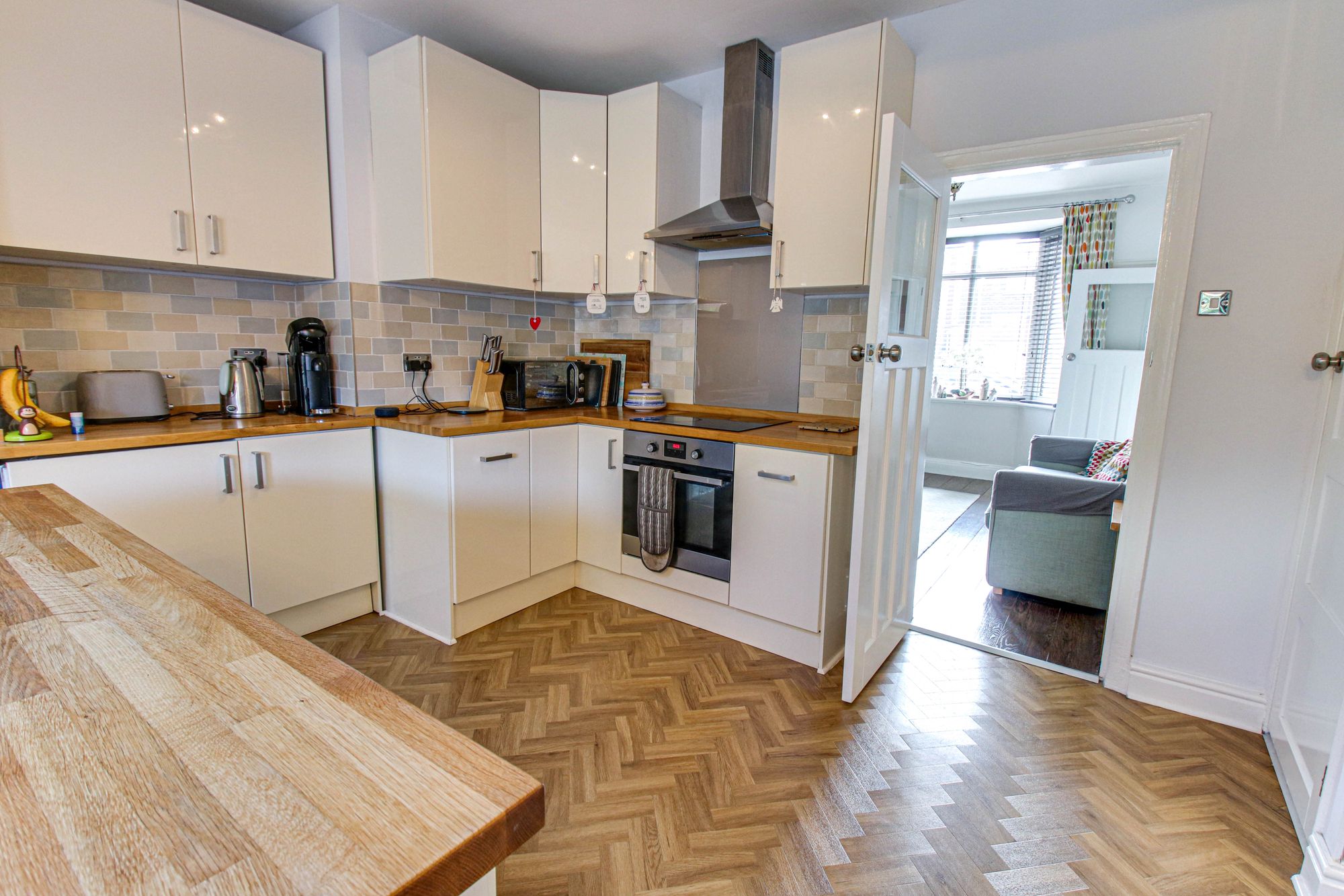 3 bed house for sale in Kenmore Grove, Manchester  - Property Image 5