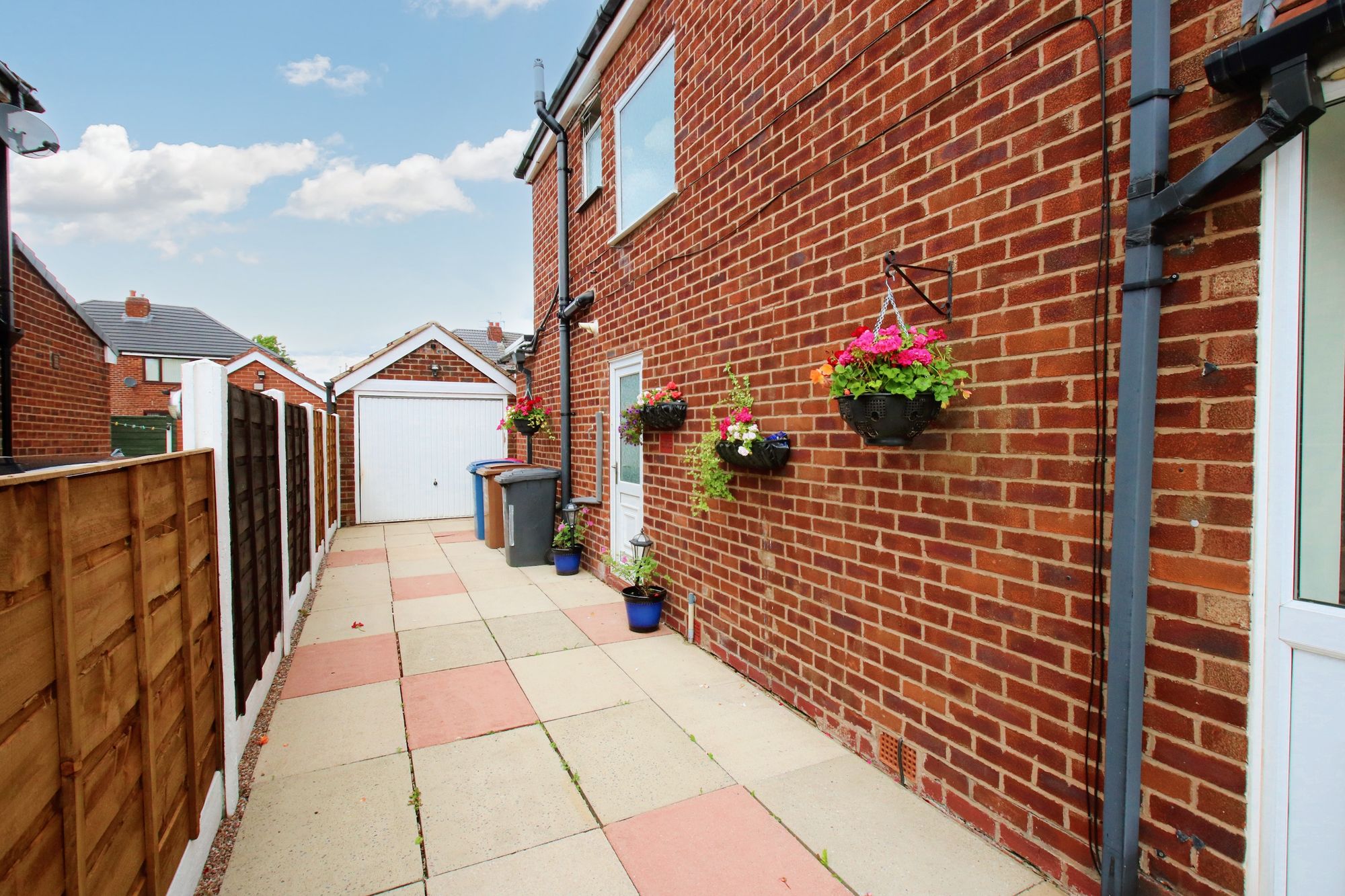 3 bed semi-detached house for sale in Radford Drive, Manchester  - Property Image 20