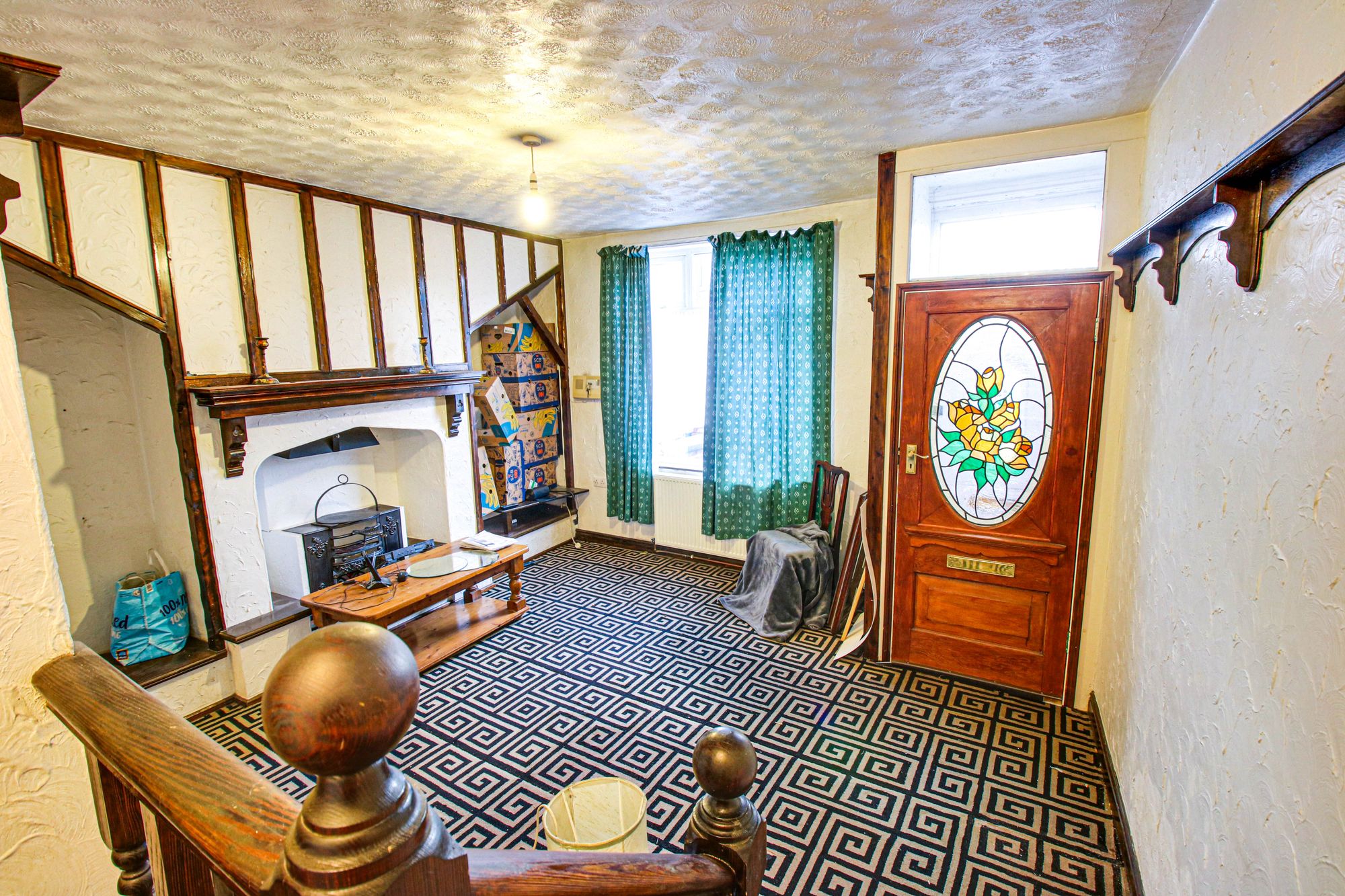 3 bed mid-terraced house for sale in Mosley Common Road, Manchester  - Property Image 4