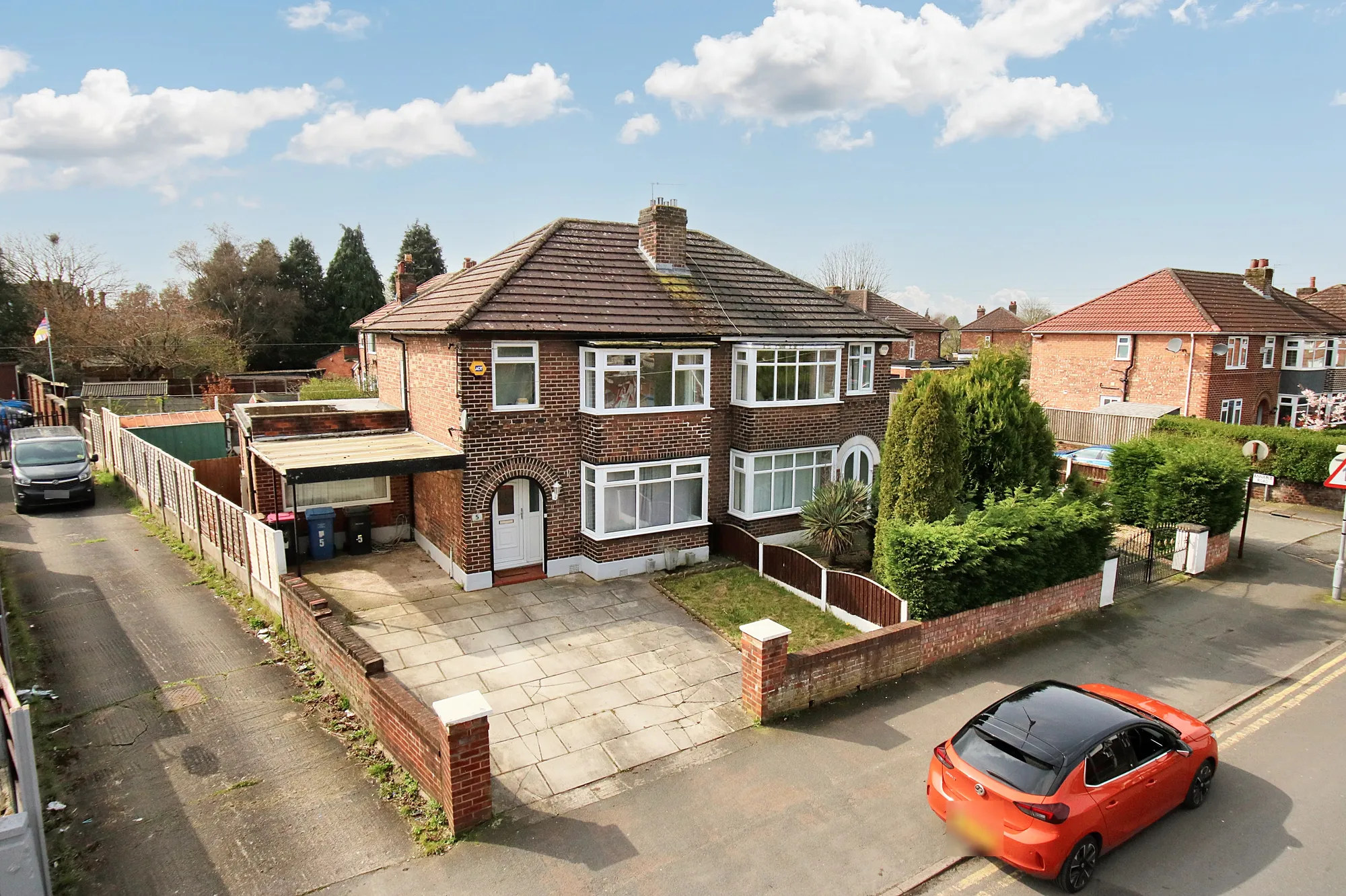 3 bed semi-detached house for sale in Roscoe Road, Manchester  - Property Image 1