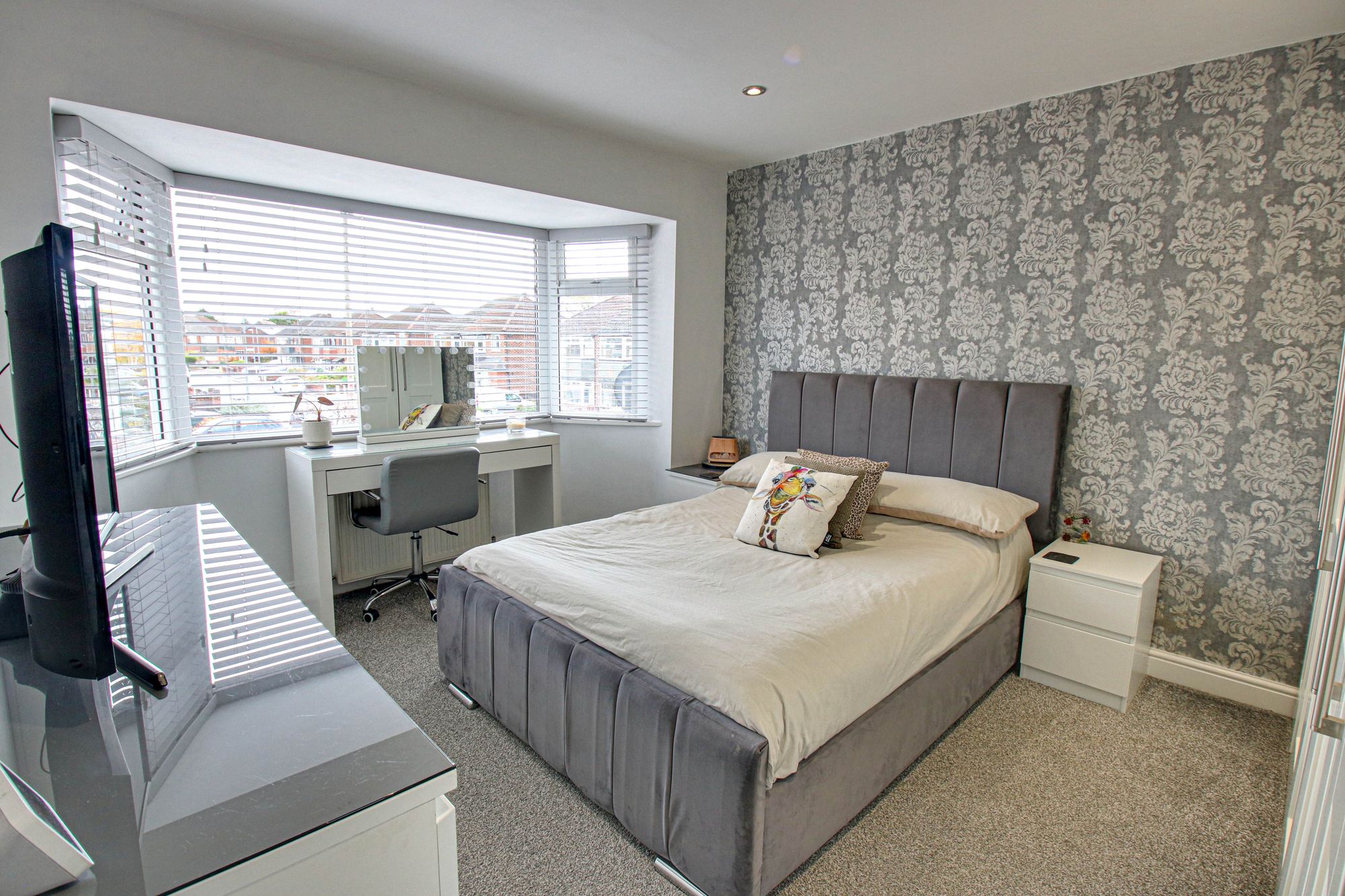 3 bed semi-detached house for sale in Radford Drive, Irlam, M44  - Property Image 9
