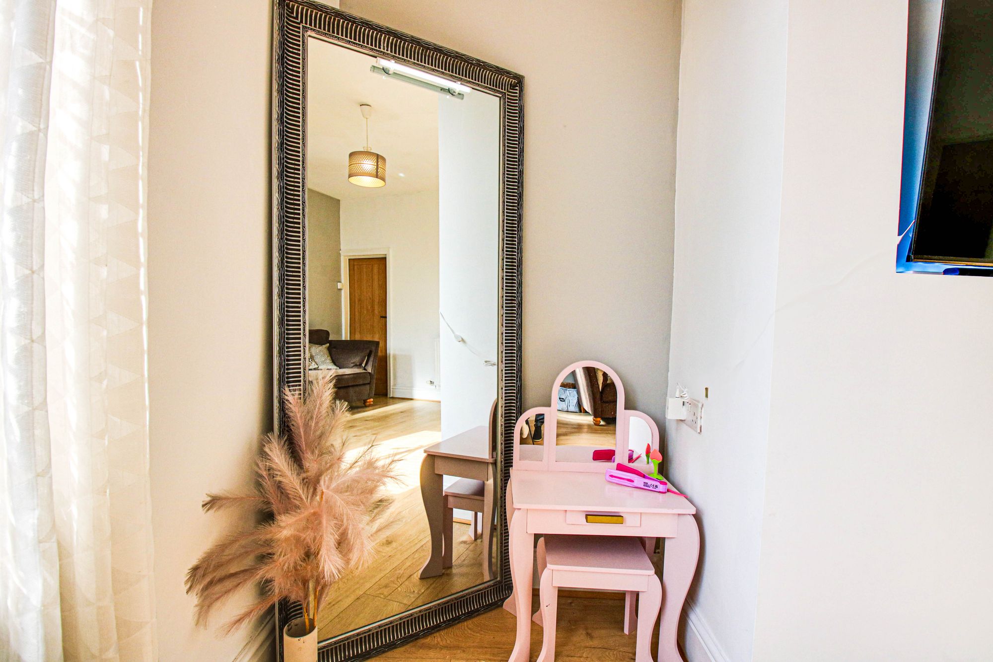 2 bed mid-terraced house for sale in Samuel Street, Manchester  - Property Image 3