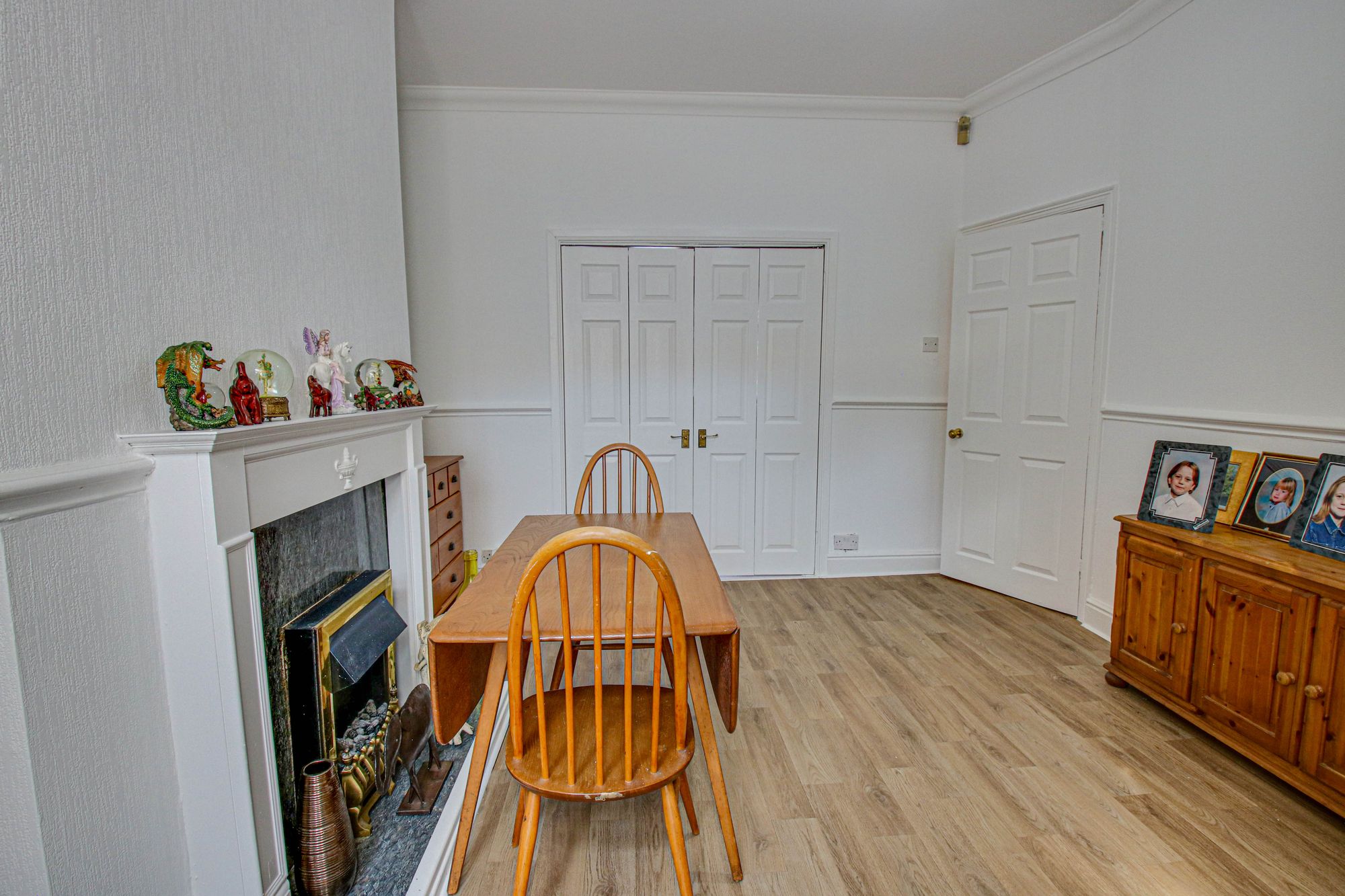 3 bed mid-terraced house for sale in Alexandra Grove, Manchester  - Property Image 4