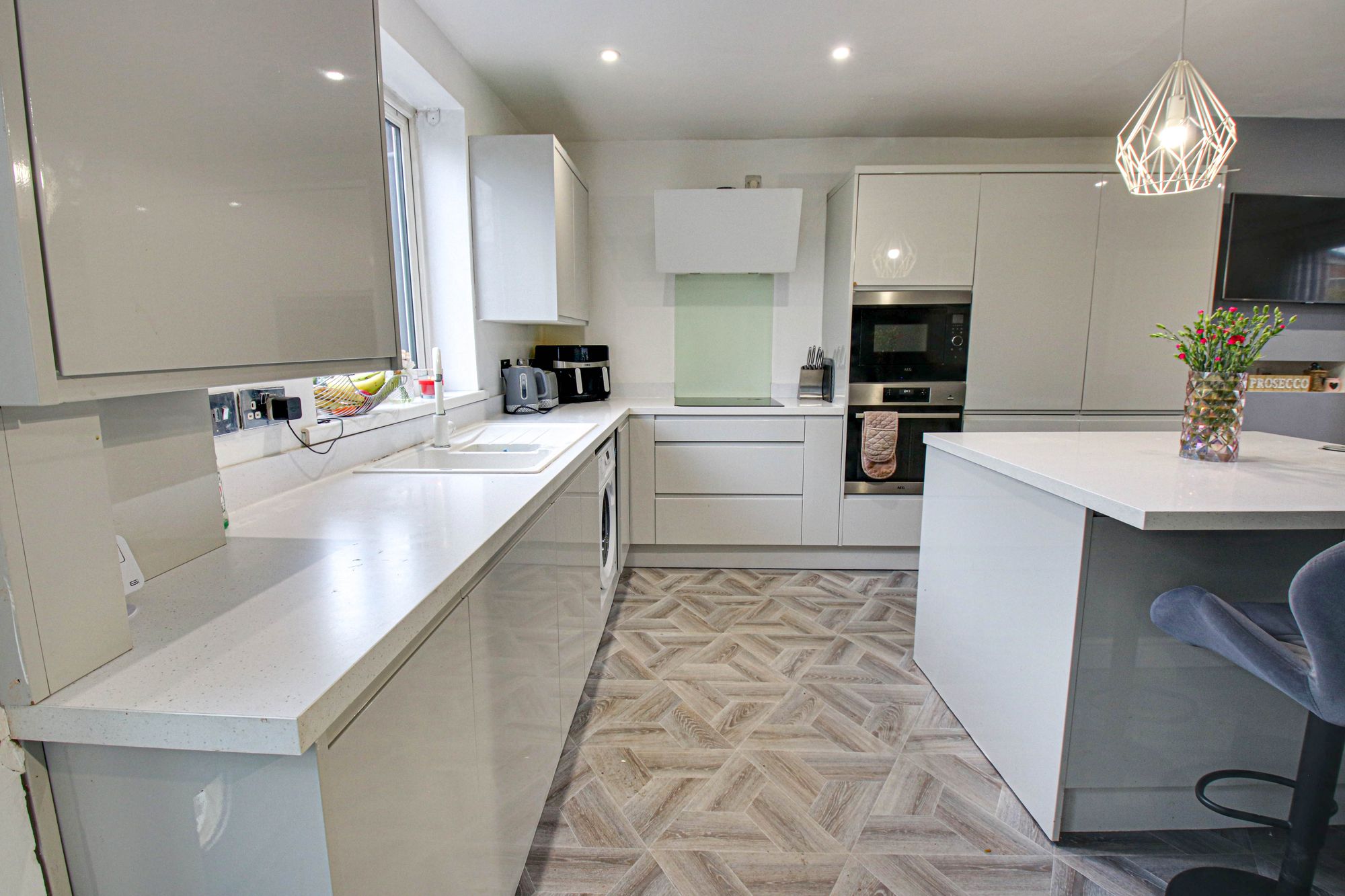 4 bed mid-terraced house for sale in Liverpool Road, Cadishead, M44 3