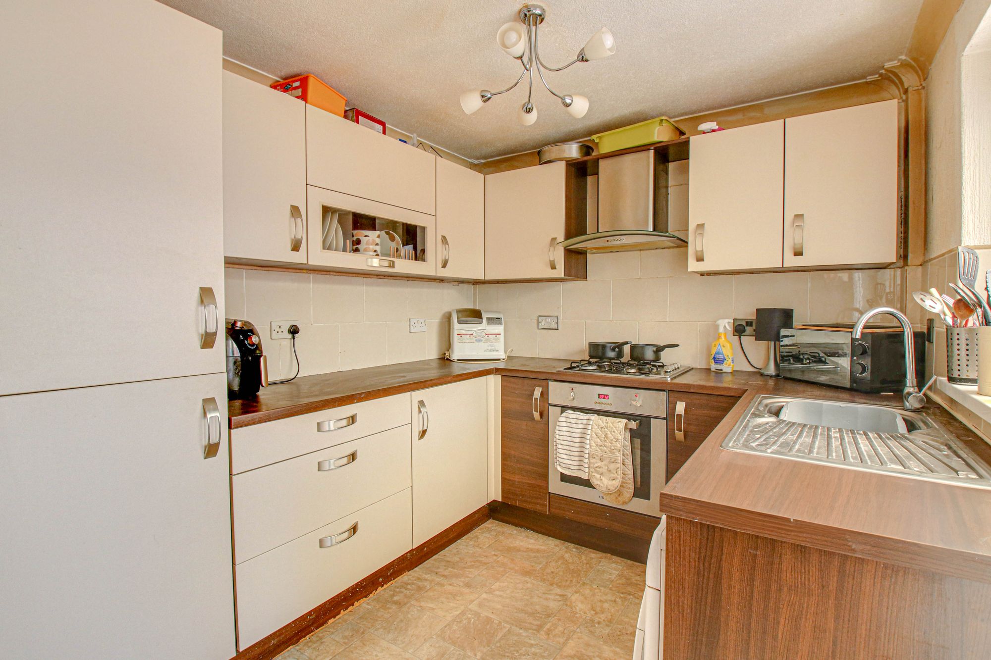 3 bed mid-terraced house for sale in Marston Drive, Manchester  - Property Image 4