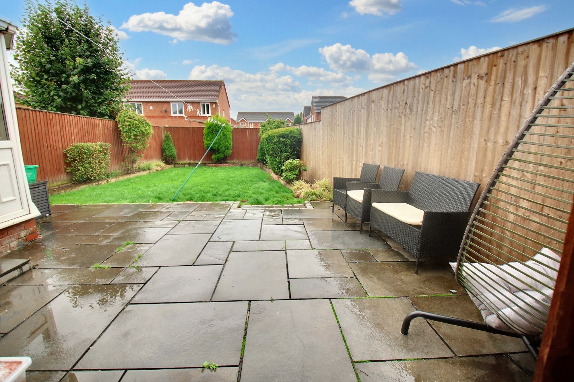 3 bed semi-detached house for sale in Oleo Terrace, Irlam, M44  - Property Image 12