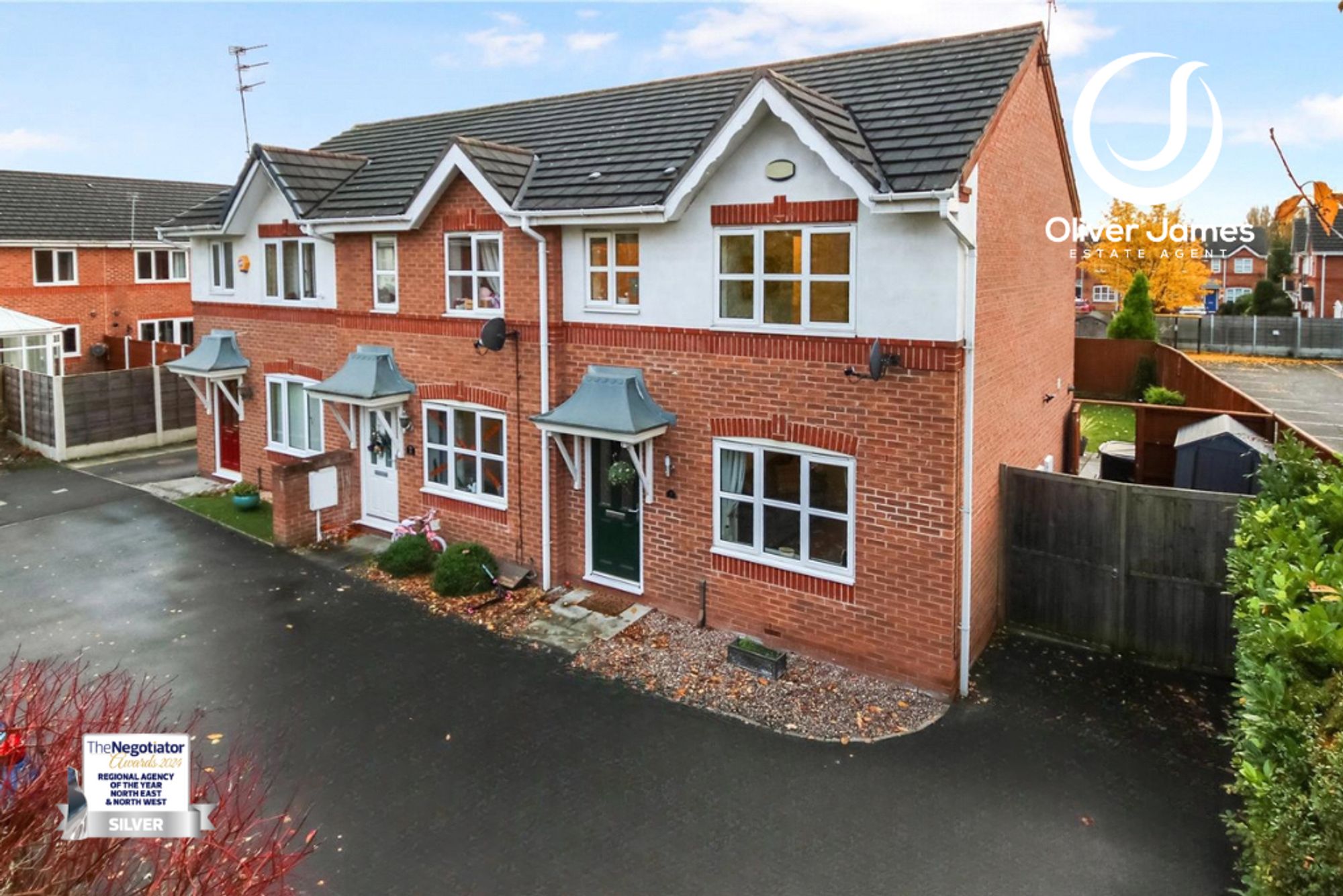3 bed semi-detached house for sale in Oleo Terrace, Irlam, M44