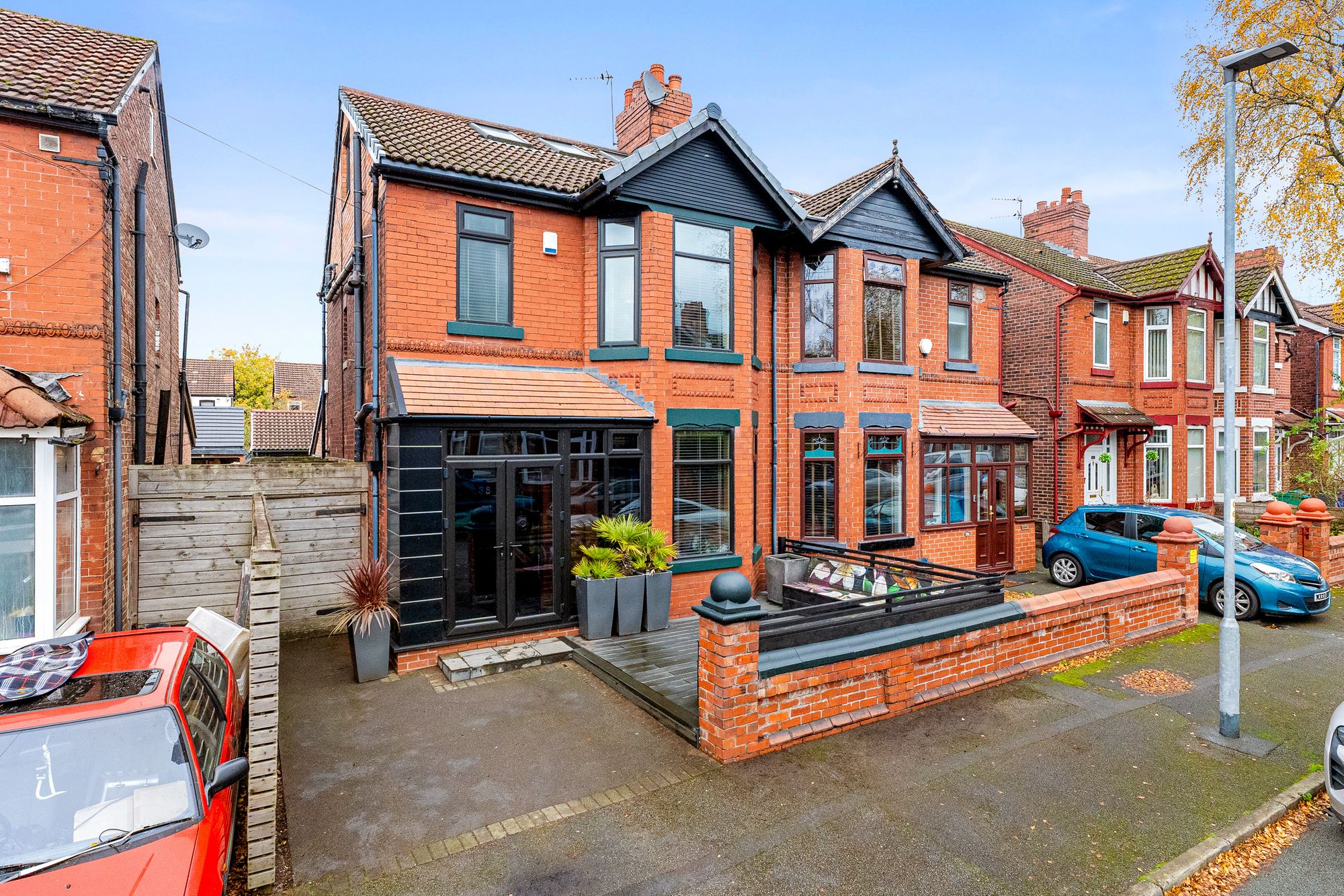4 bed semi-detached house for sale in Lindsay Avenue, Manchester, M19 - Property Image 1