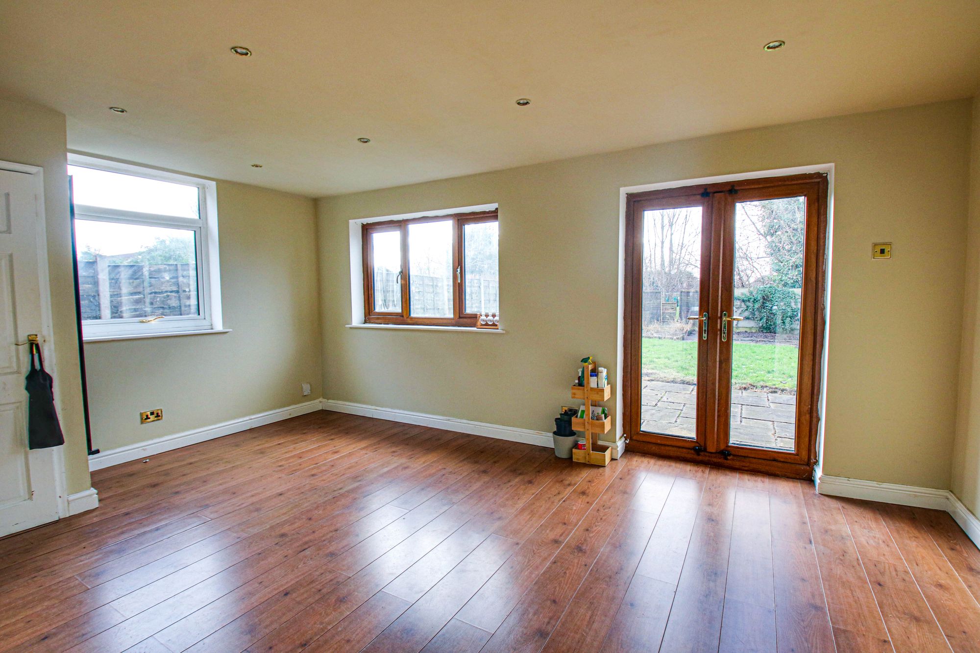 3 bed semi-detached house for sale in Lyndhurst Avenue, Manchester  - Property Image 7