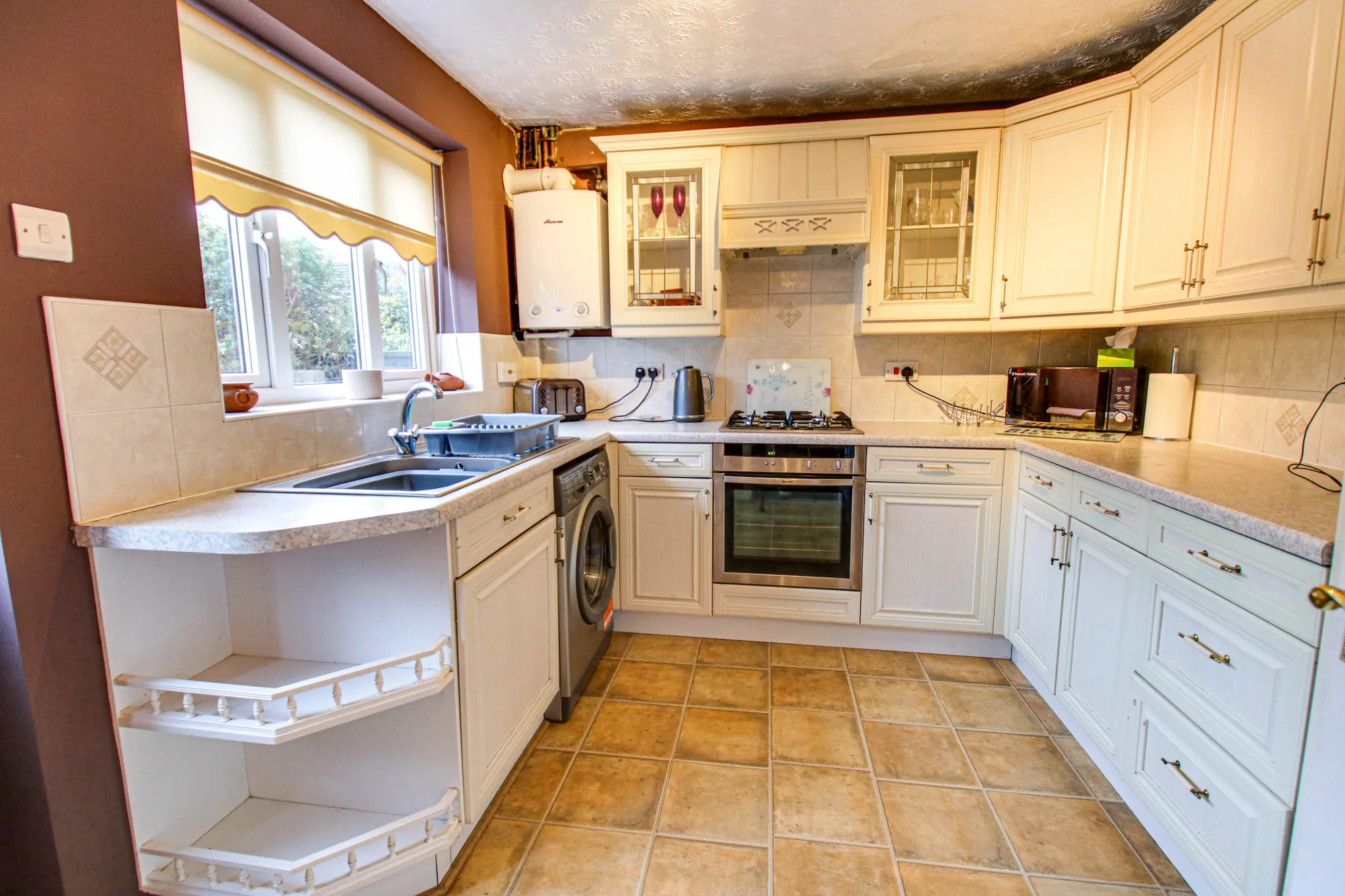 3 bed detached house for sale in Grazing Drive, Manchester  - Property Image 5