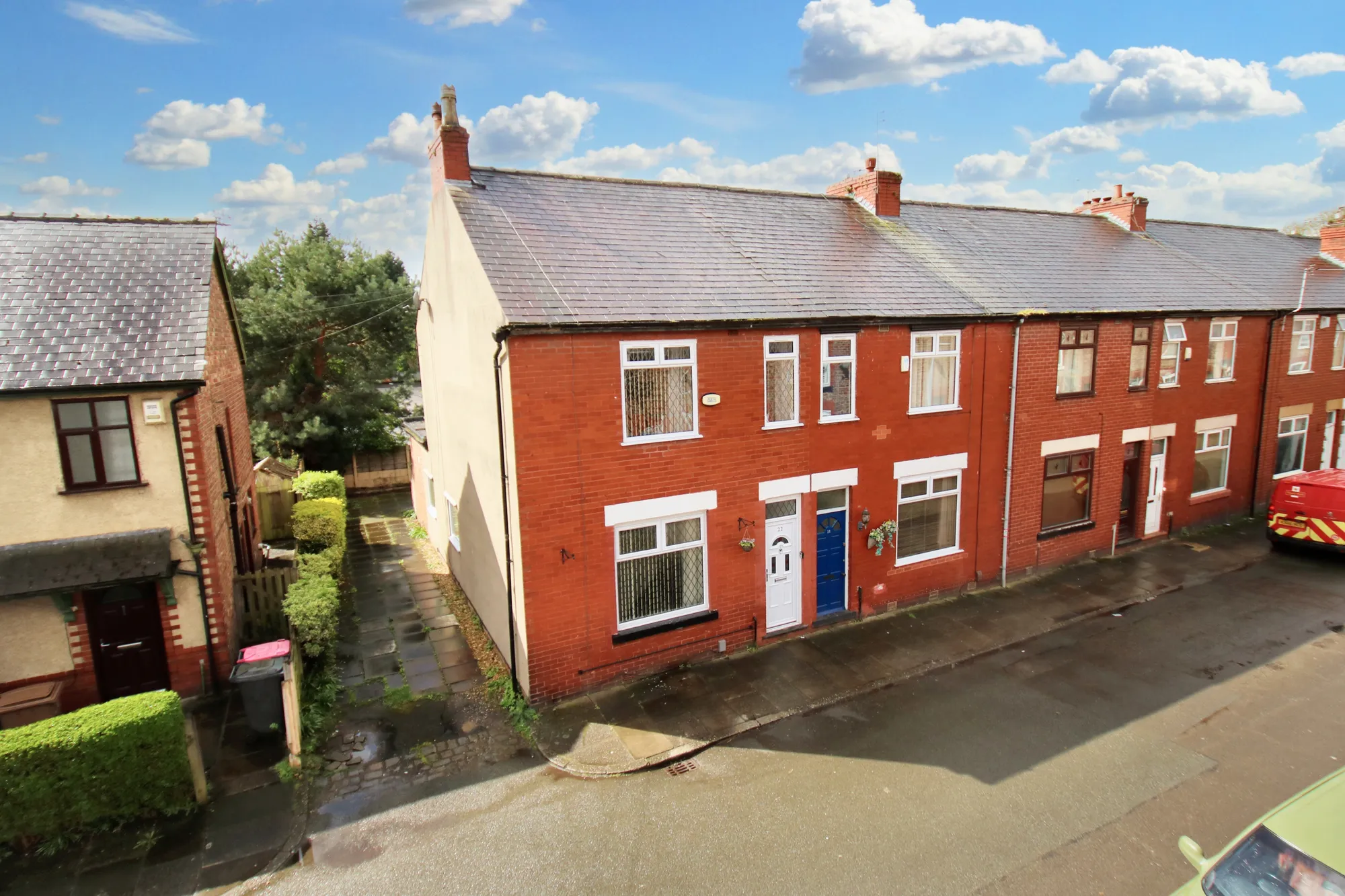 3 bed end of terrace house for sale in Lytherton Avenue, Manchester  - Property Image 1