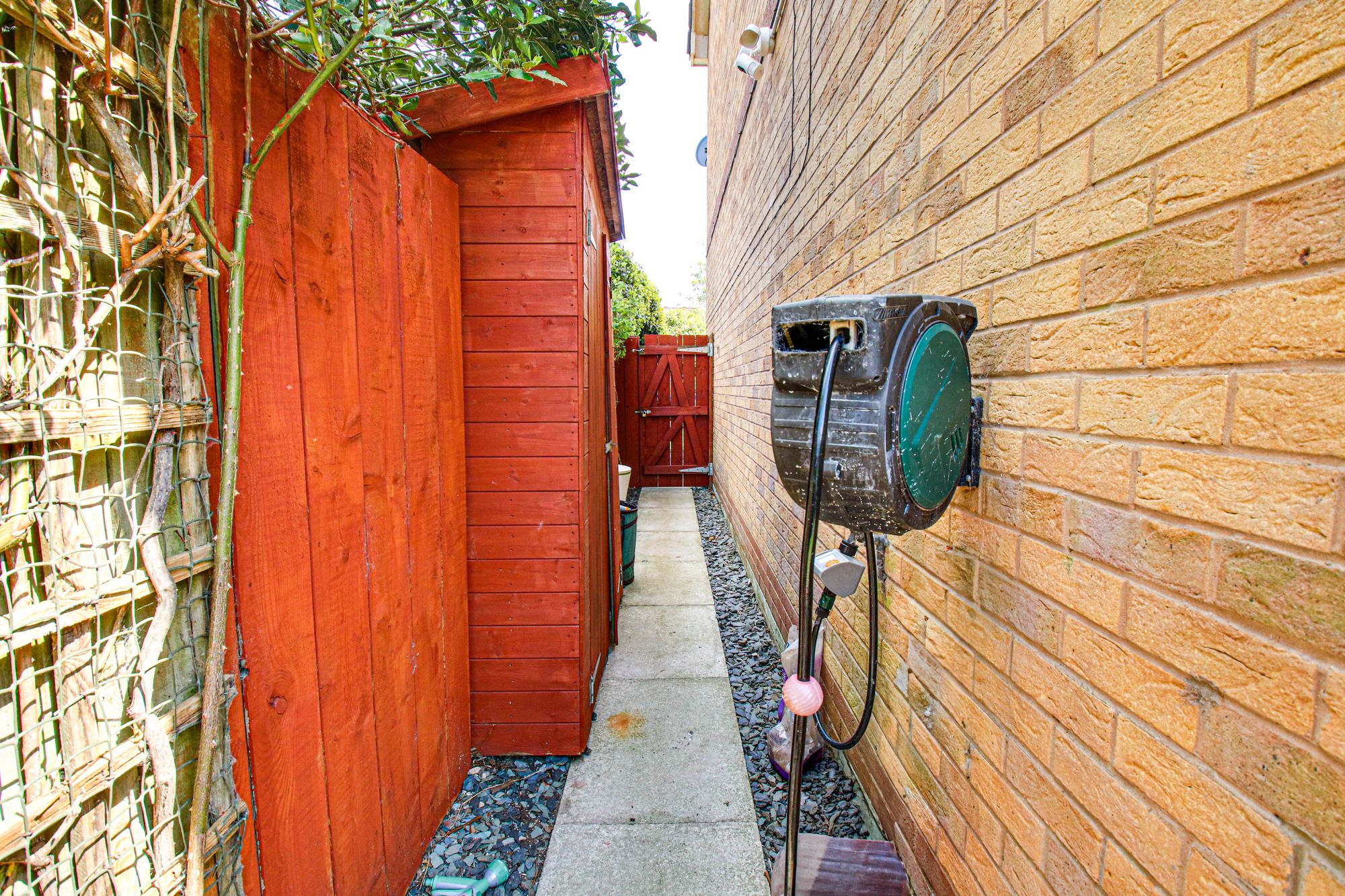 4 bed semi-detached house for sale in Sandywarps, Manchester  - Property Image 31