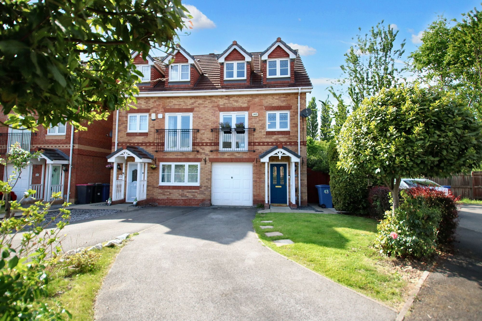 4 bed semi-detached house for sale in Sandywarps, Manchester  - Property Image 32