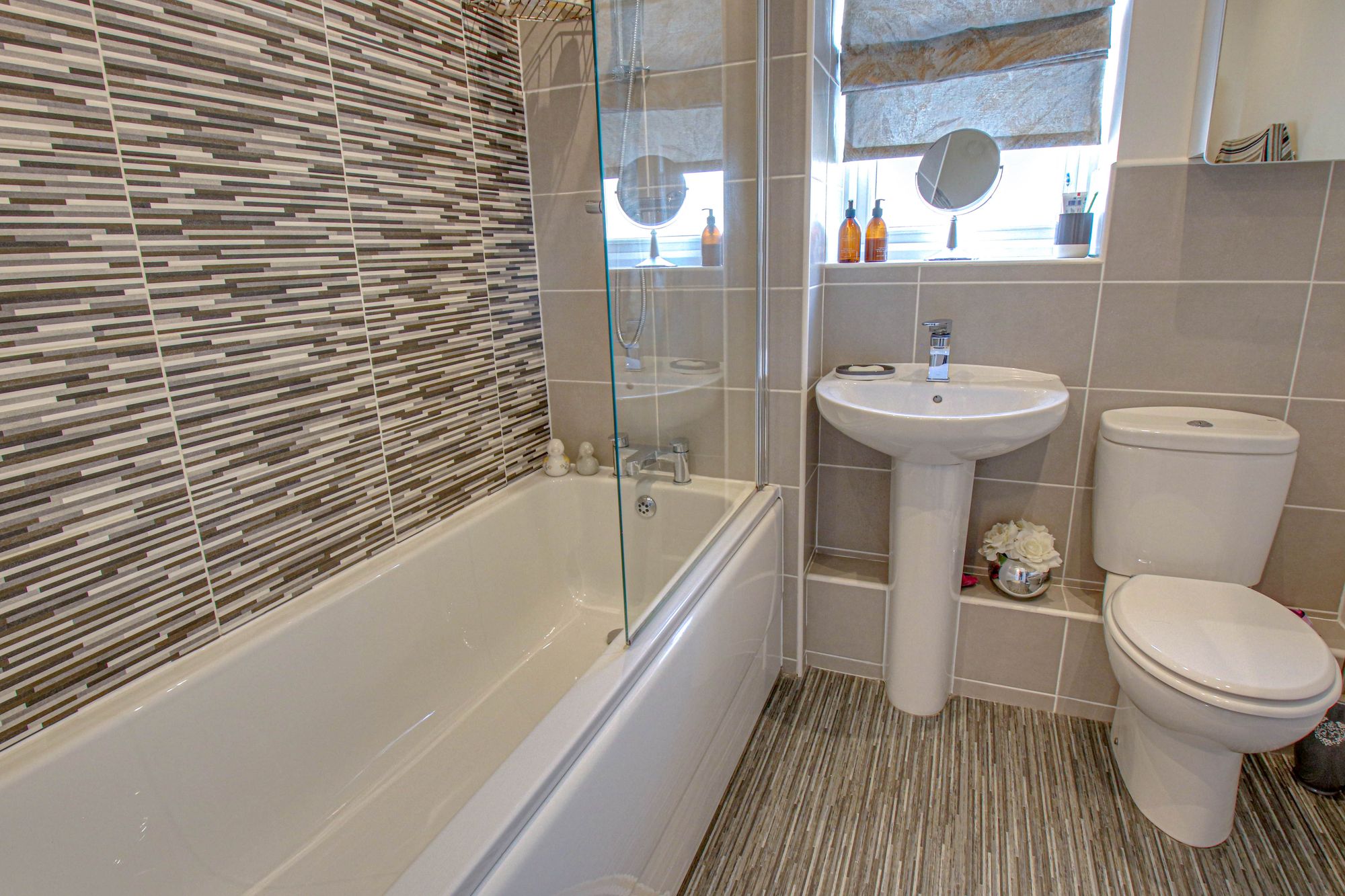 2 bed semi-detached house for sale in Glazebrook Meadows, Warrington  - Property Image 14