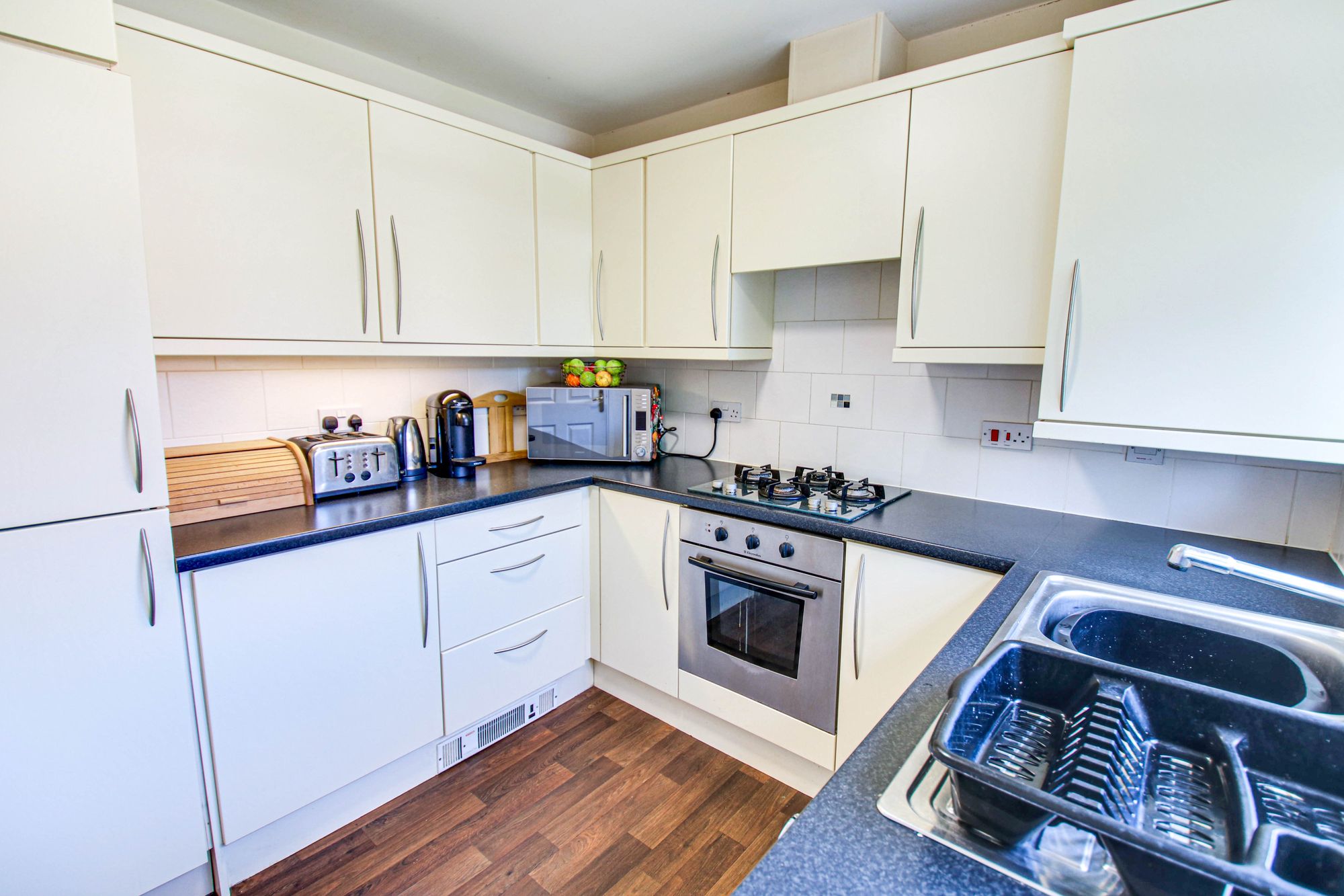 3 bed house for sale in Dean Road, Manchester  - Property Image 5