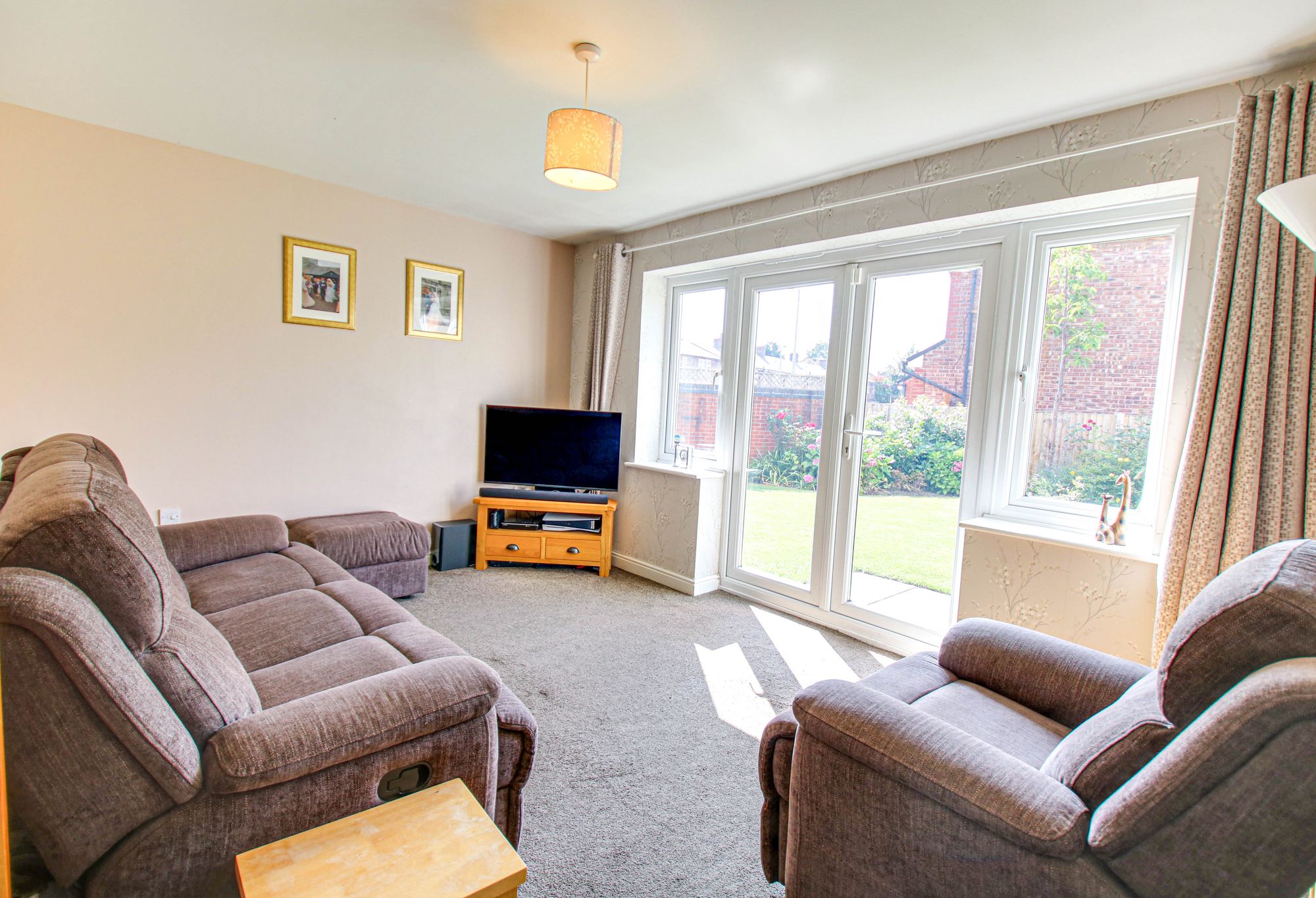 3 bed house for sale in Dean Road, Manchester  - Property Image 3