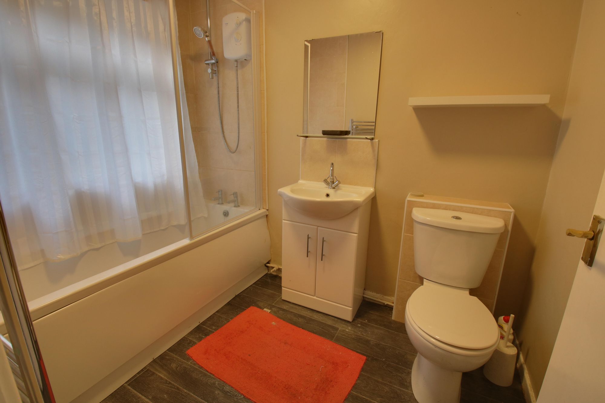 2 bed mid-terraced house to rent in Lytherton Avenue, Cadishead, M44 4