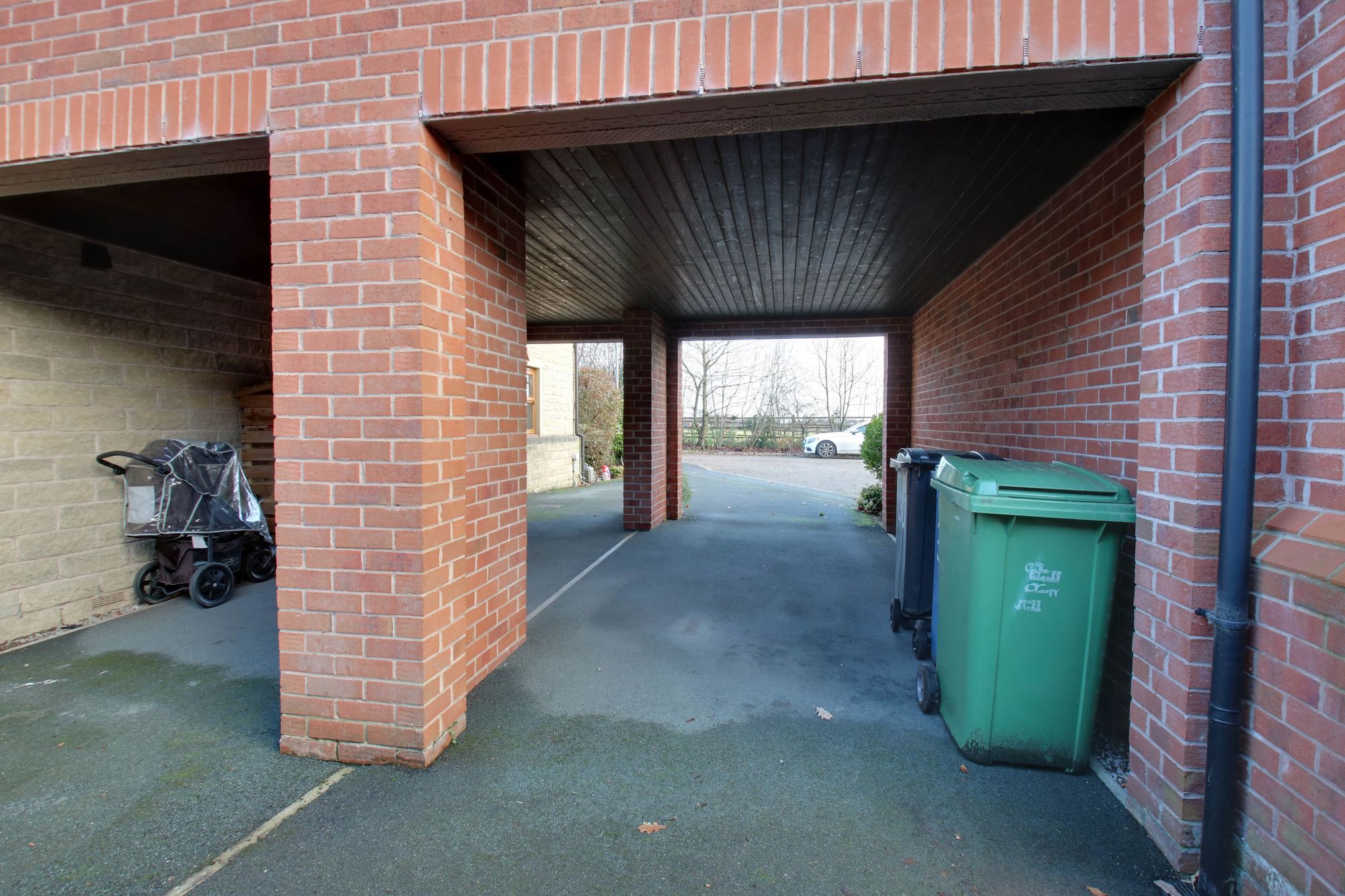 4 bed mid-terraced house for sale in Marsh Brook Close, Warrington  - Property Image 24