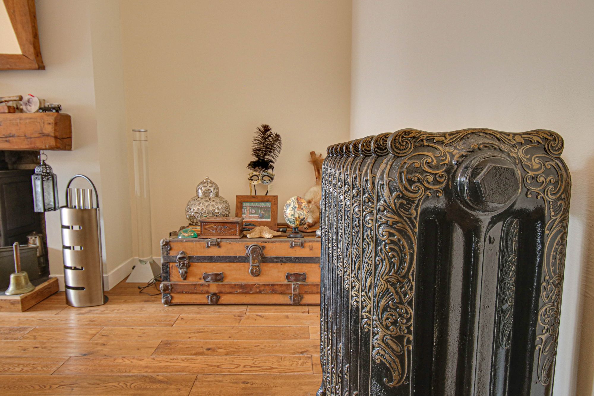 2 bed semi-detached bungalow for sale in School Lane, Manchester  - Property Image 3