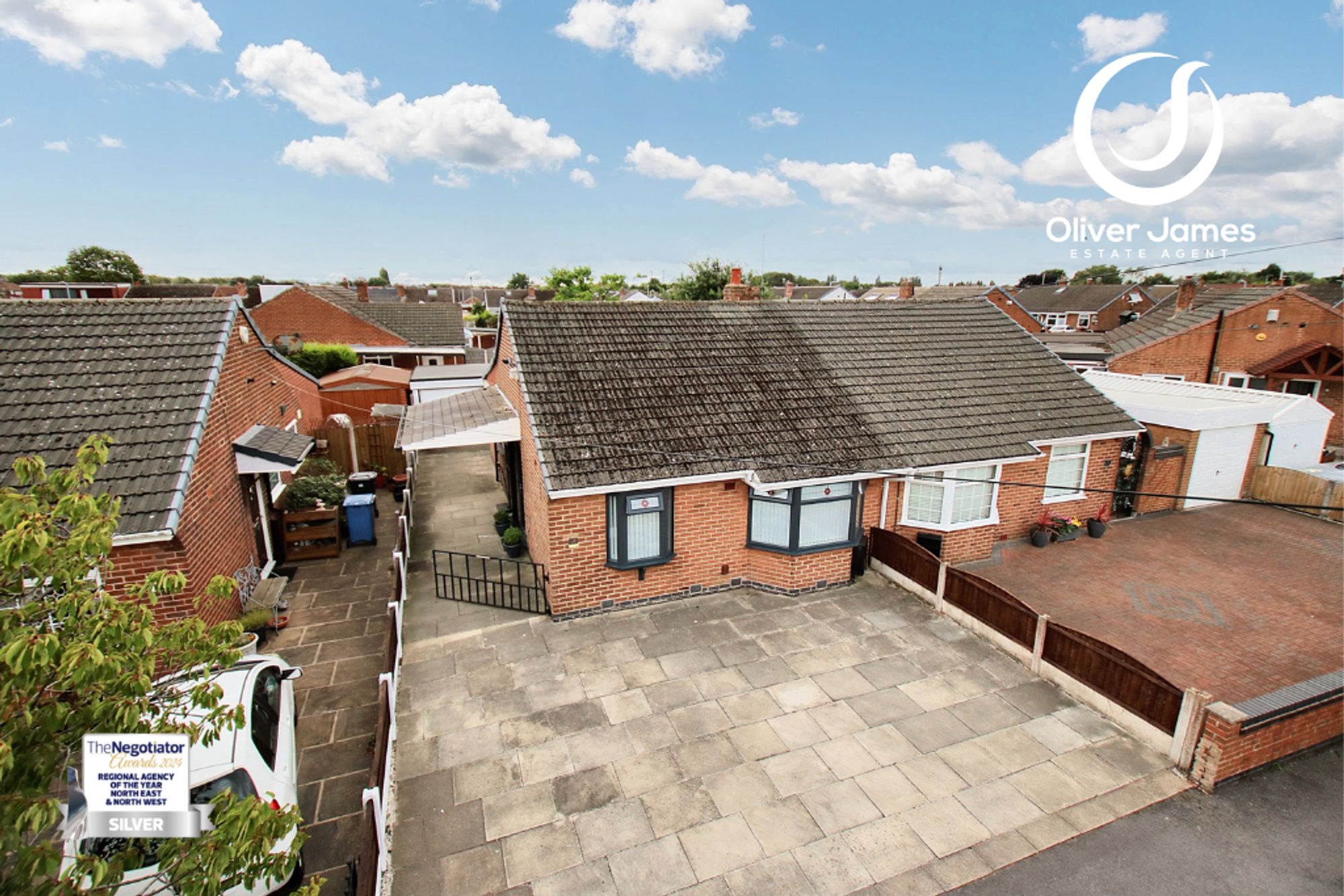 2 bed semi-detached bungalow for sale in School Lane, Manchester  - Property Image 1