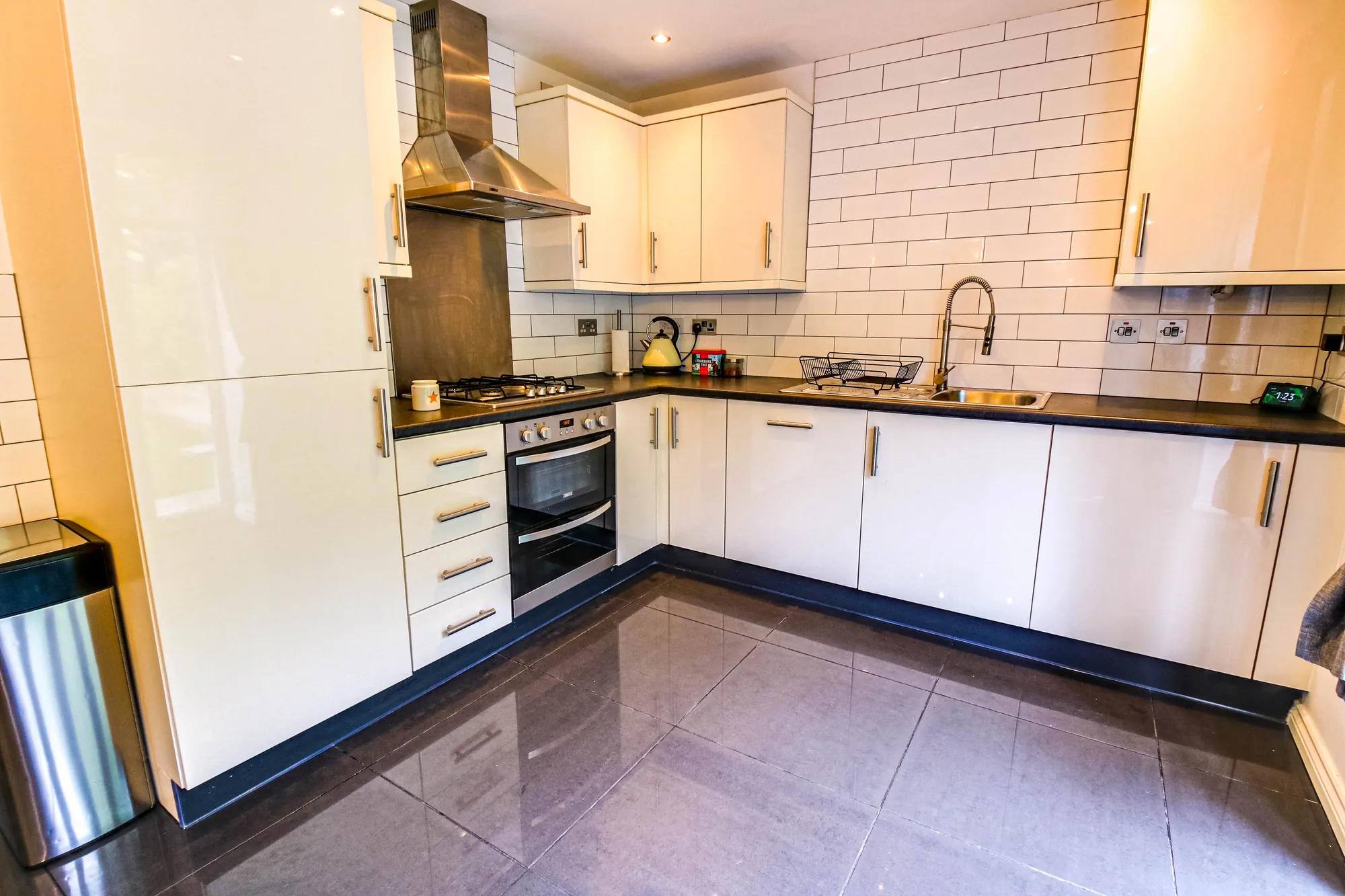 3 bed semi-detached house to rent in Roseway Avenue, Cadishead, M44 3