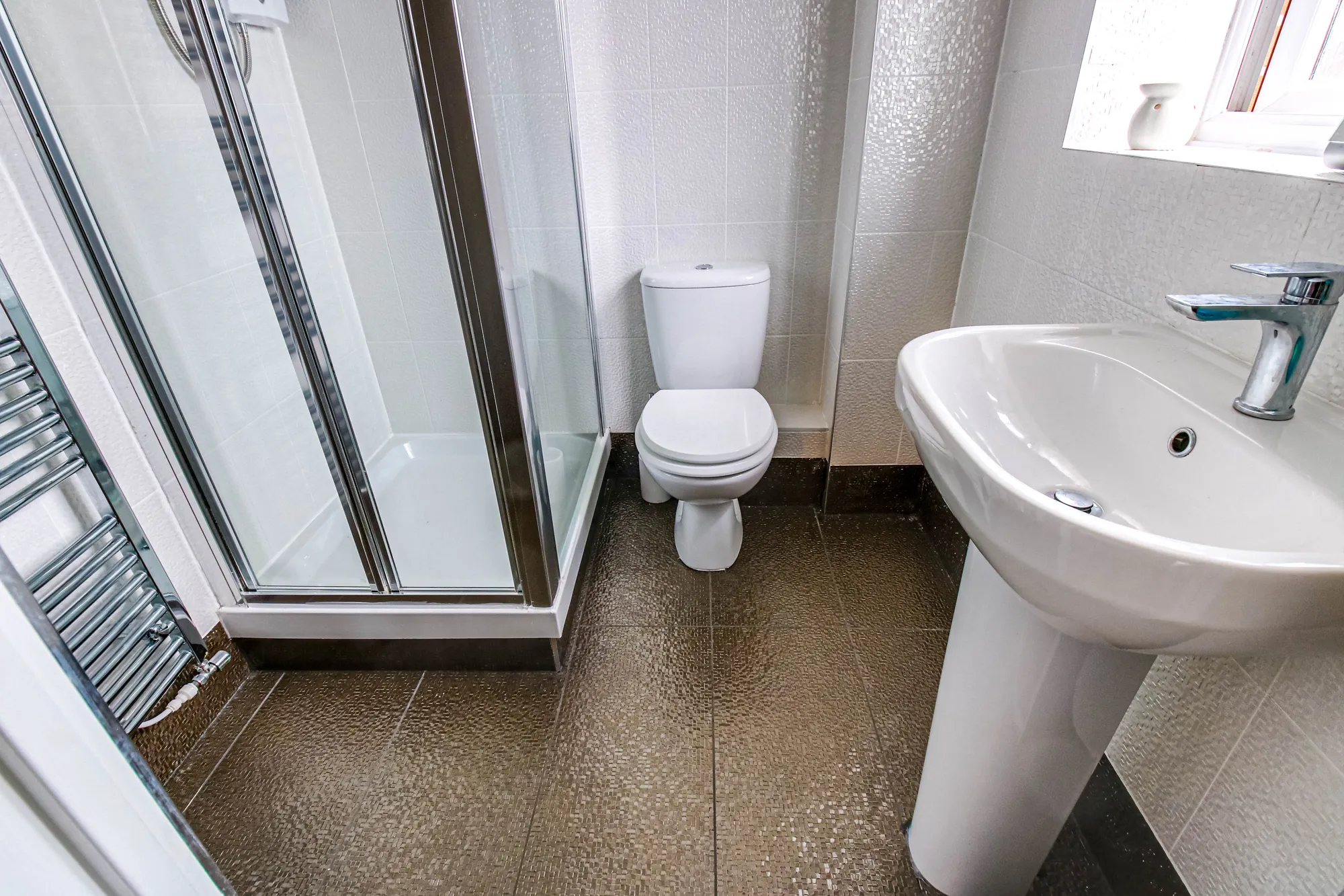 3 bed semi-detached house to rent in Roseway Avenue, Cadishead, M44 6